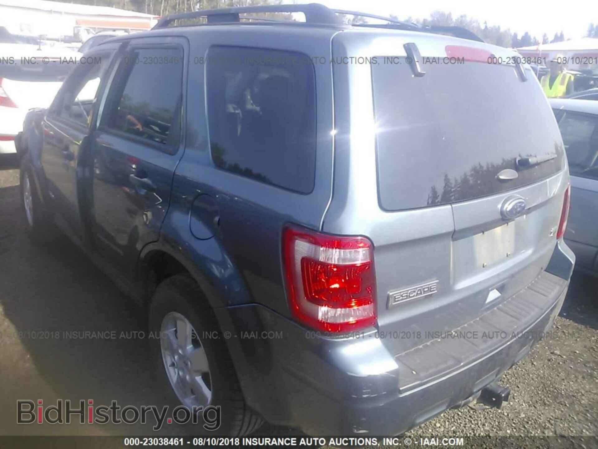 2012 Ford Escape - VIN: 1FMCU9DG2CKC26865 - Photo 3