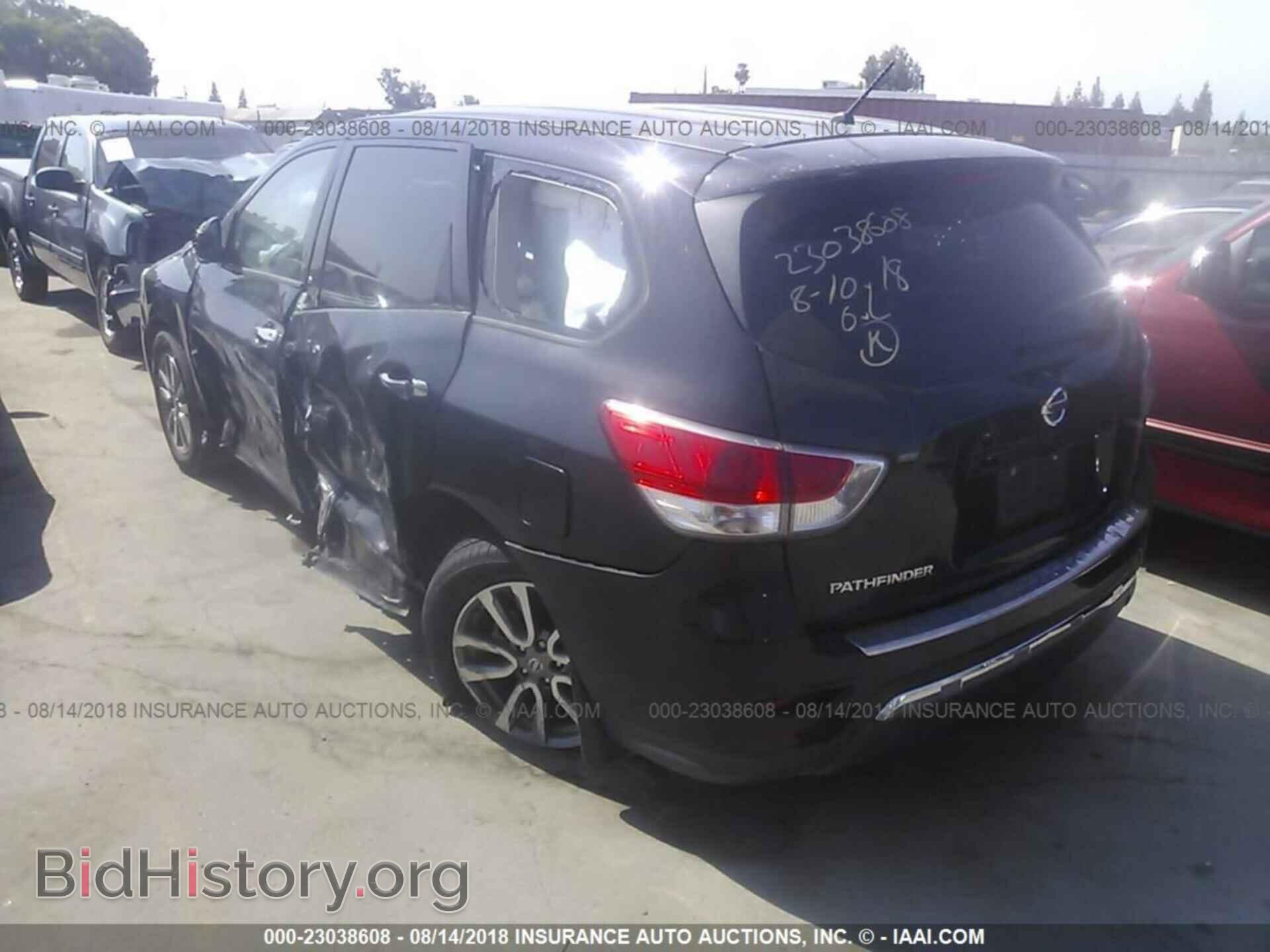2014 Nissan Pathfinder - VIN: 5N1AR2MN9EC607141 - Фото 3