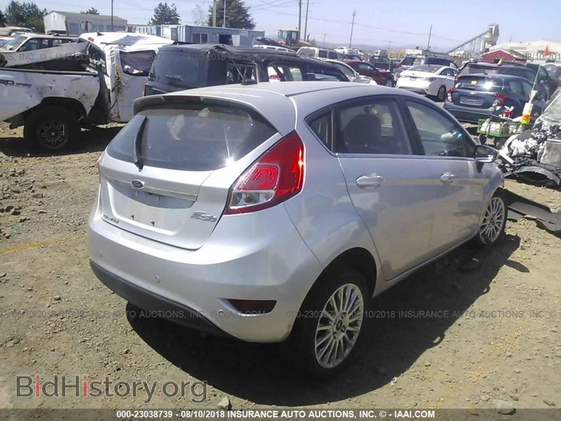 2014 Ford Fiesta - VIN: 3FADP4FJ5EM148871 - Фото 4