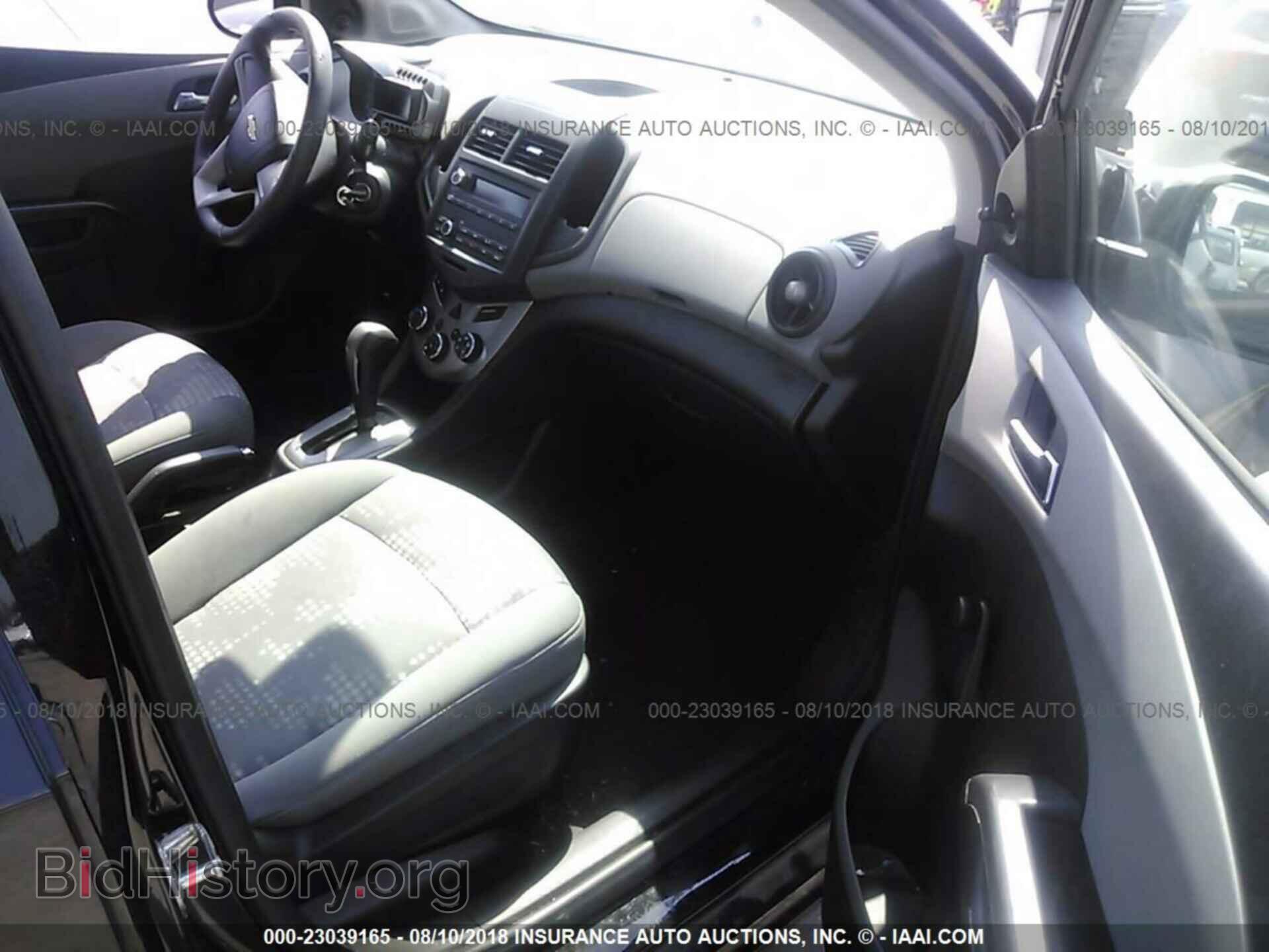 2012 Chevrolet Sonic - VIN: 1G1JA5SH6C4133093 - Фото 5