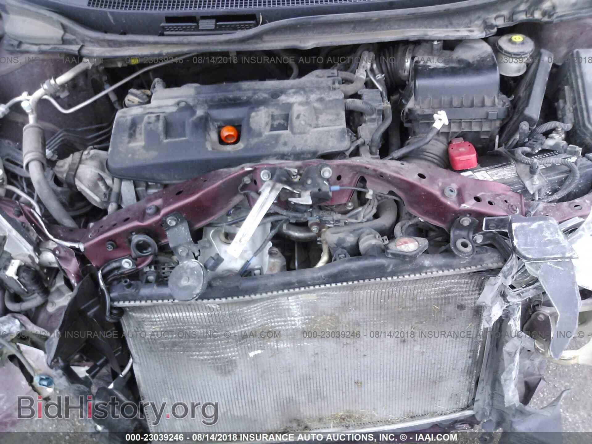 2012 Honda Civic - VIN: 2HGFB2F55CH598302 - Photo 10