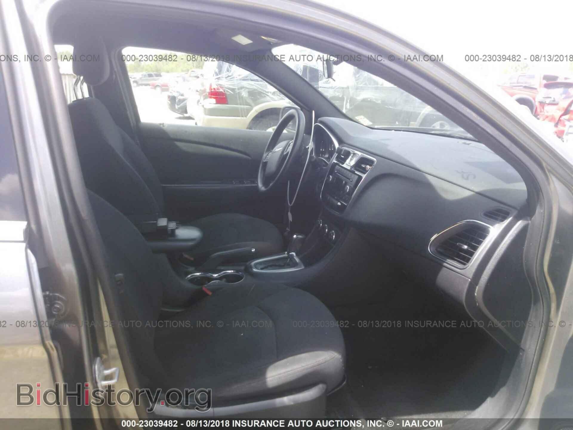 2012 Chrysler 200 - VIN: 1C3CCBAB9CN218742 - Фото 5