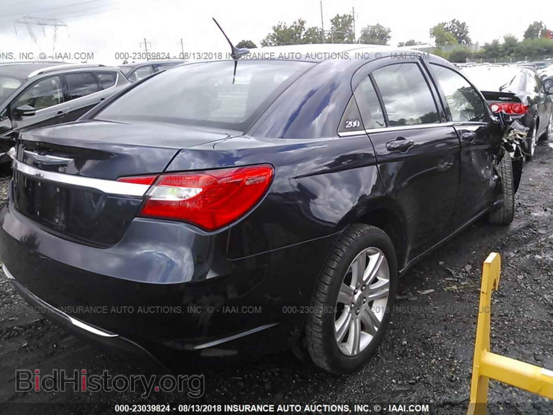 2012 Chrysler 200 - VIN: 1C3CCBBB2CN236739 - Фото 4
