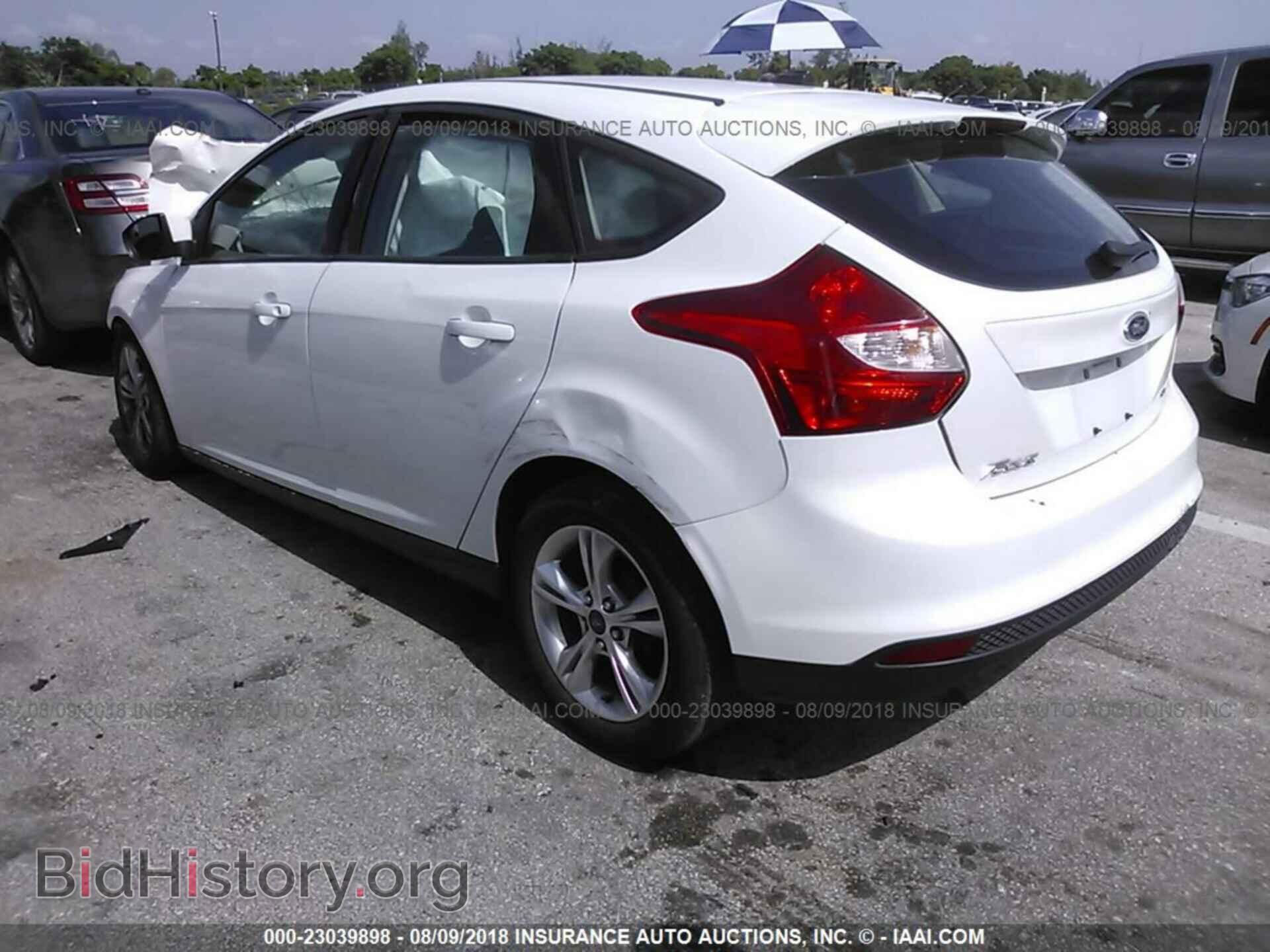2014 Ford Focus - VIN: 1FADP3K2XEL323870 - Фото 3