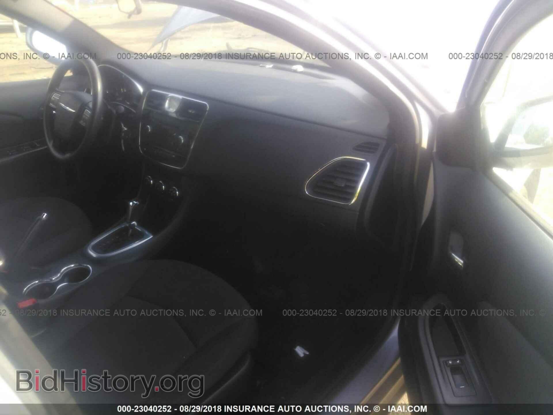 2013 Chrysler 200 - VIN: 1C3CCBAB5DN648303 - Photo 5