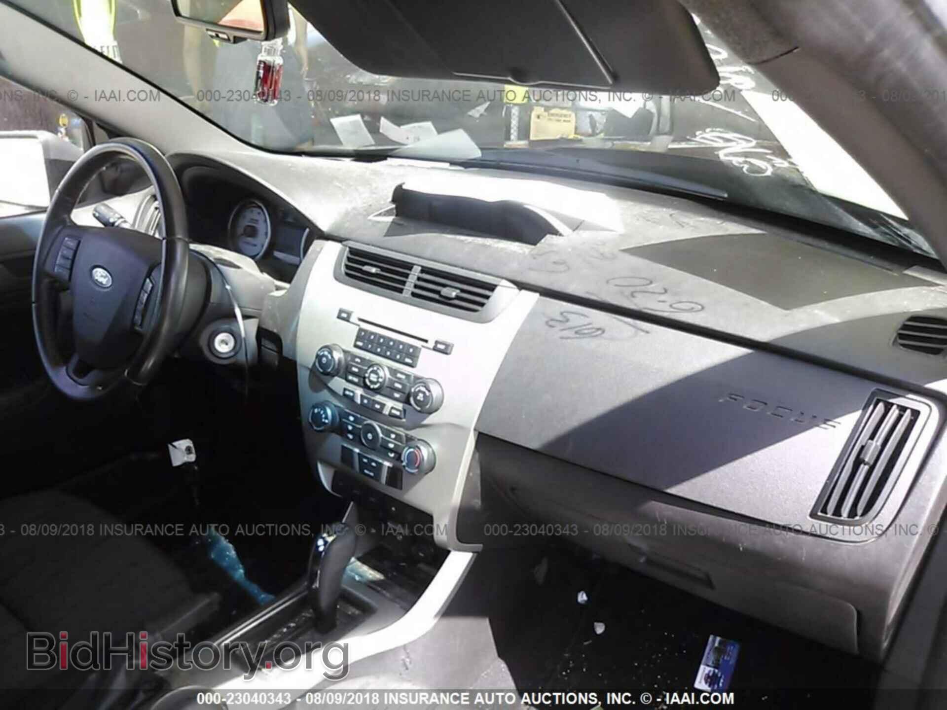 2011 Ford Focus - VIN: 1FAHP3FN7BW112299 - Фото 5