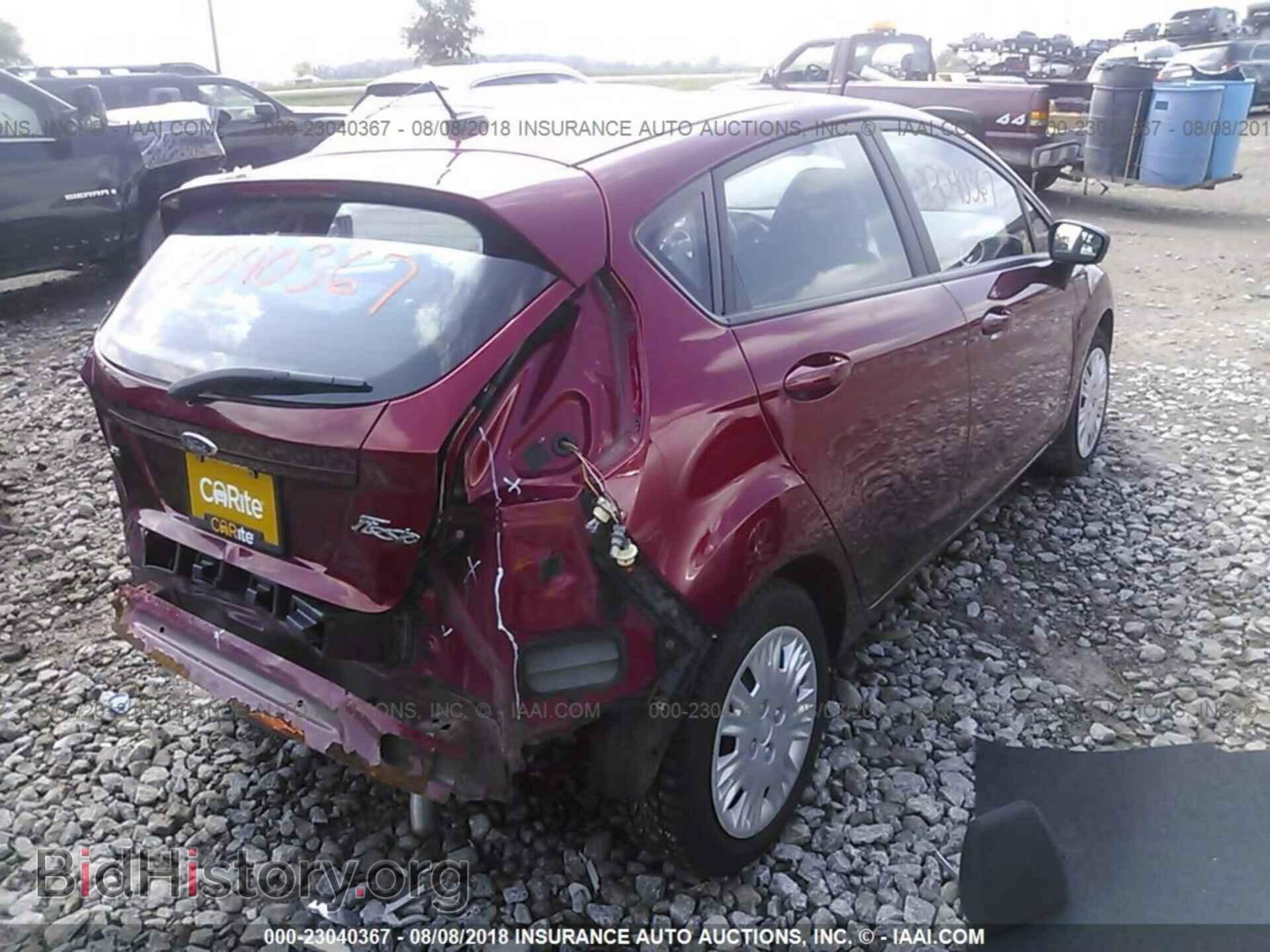 2014 Ford Fiesta - VIN: 3FADP4EJ0EM213577 - Photo 4
