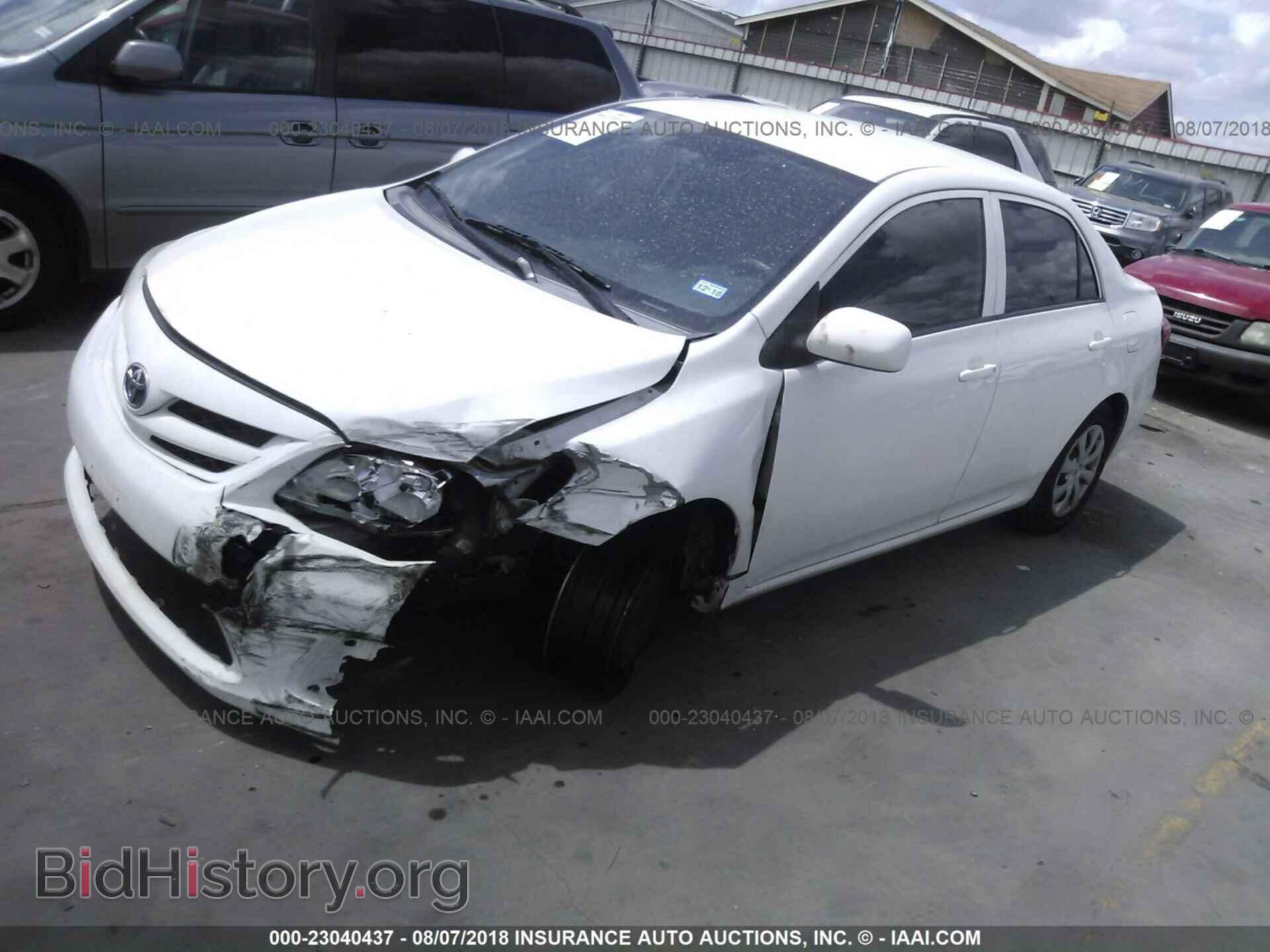 2013 Toyota Corolla - VIN: 2T1BU4EE6DC102519 - Фото 2