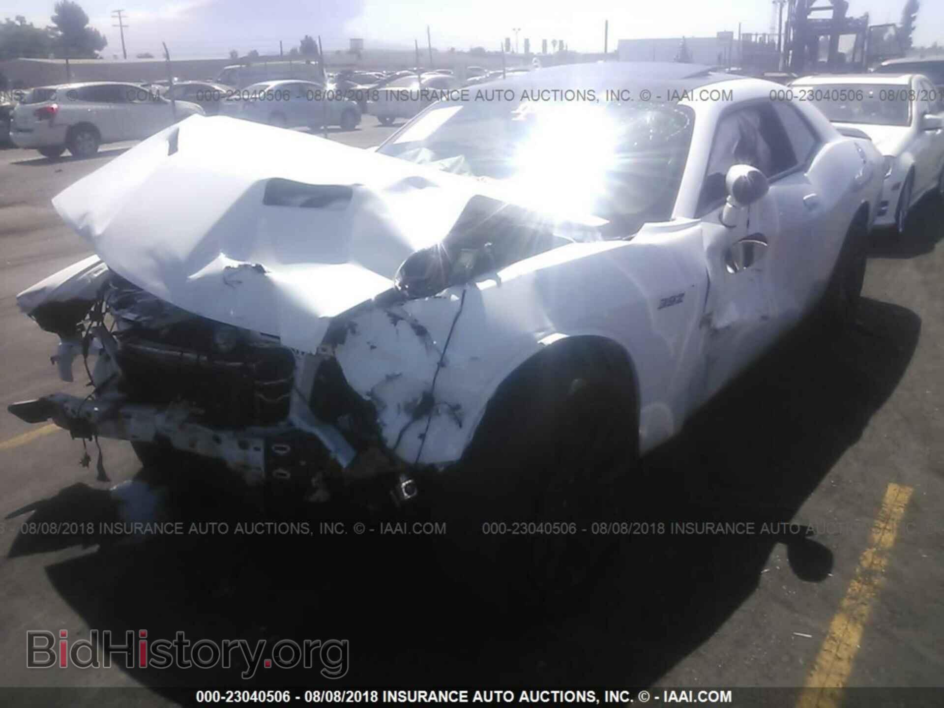 2016 Dodge Challenger - VIN: 2C3CDZFJ0GH279322 - Photo 2