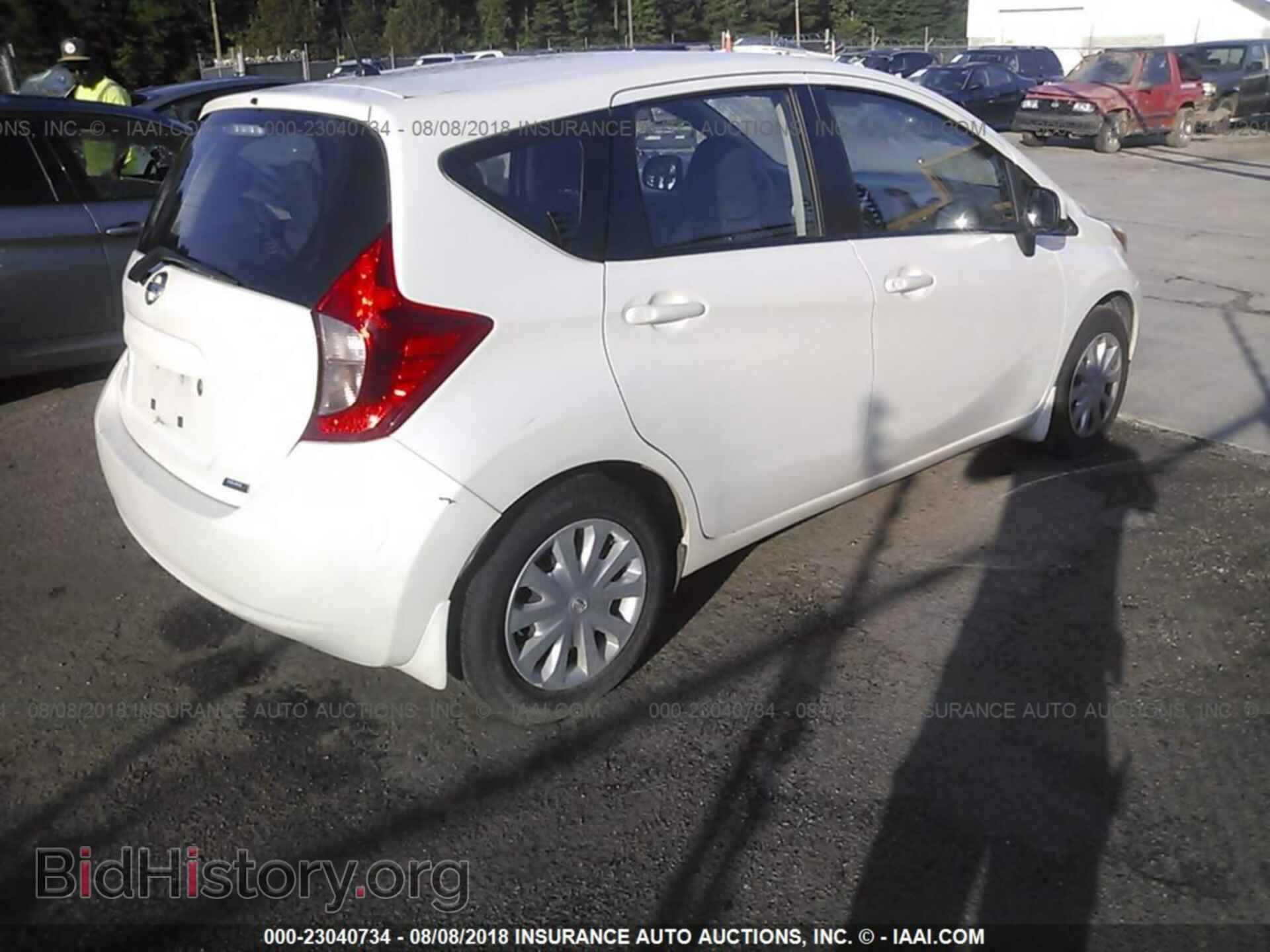 2014 Nissan Versa note - VIN: 3N1CE2CP3EL386171 - Фото 4