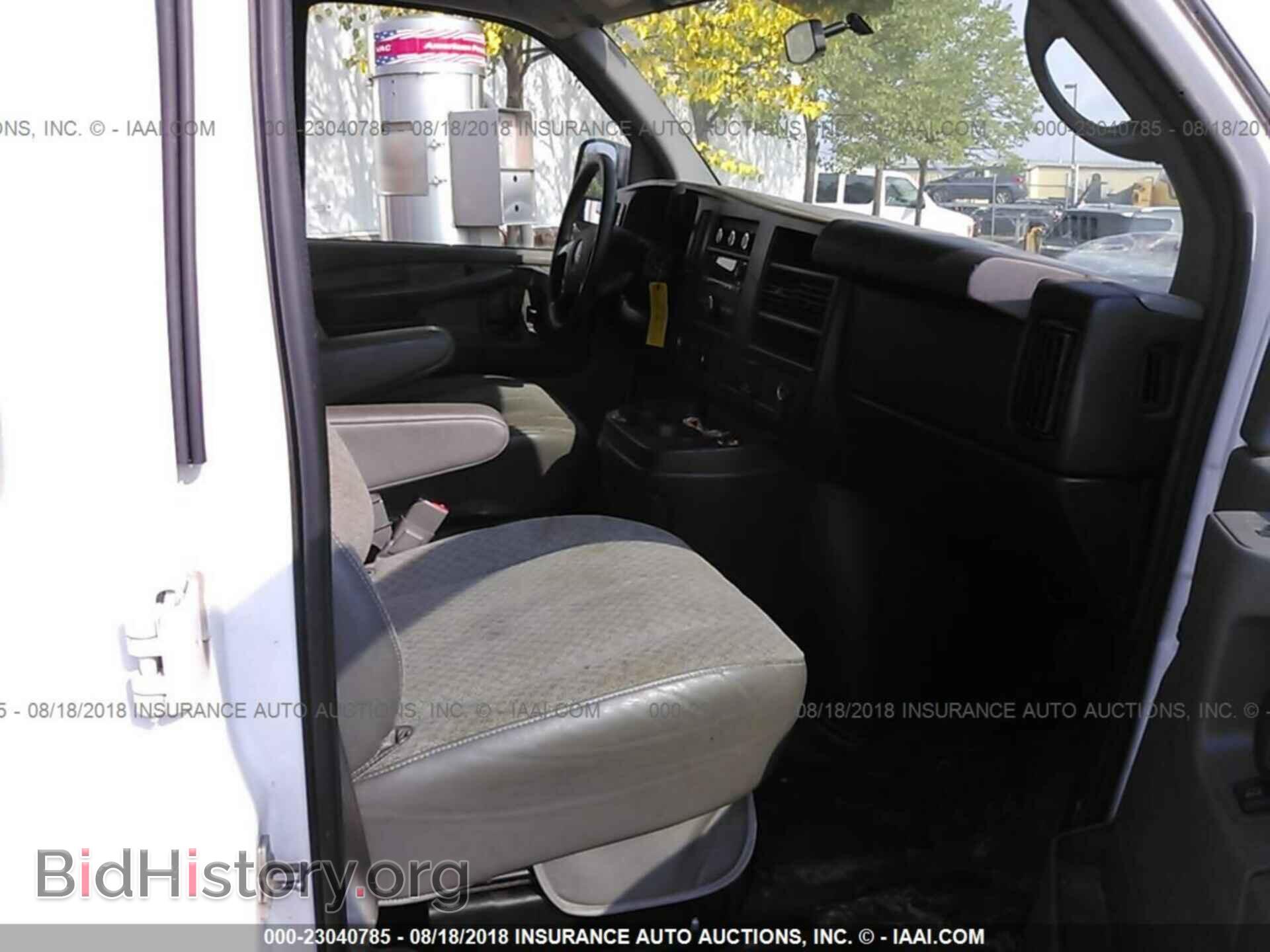 2015 Gmc Savana - VIN: 1GTW7FCF1F1903401 - Фото 5