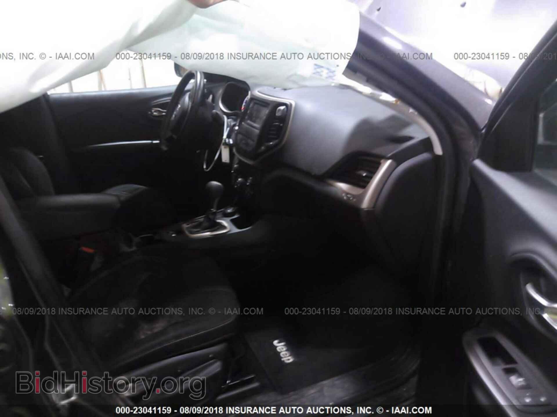2015 Jeep Cherokee - VIN: 1C4PJMCB8FW623128 - Photo 5