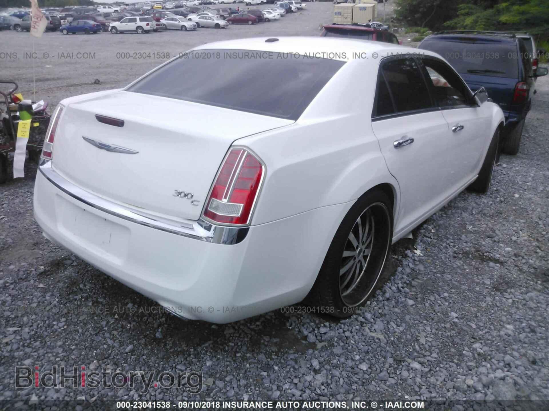 2012 Chrysler 300c - VIN: 2C3CCAET1CH308764 - Фото 4