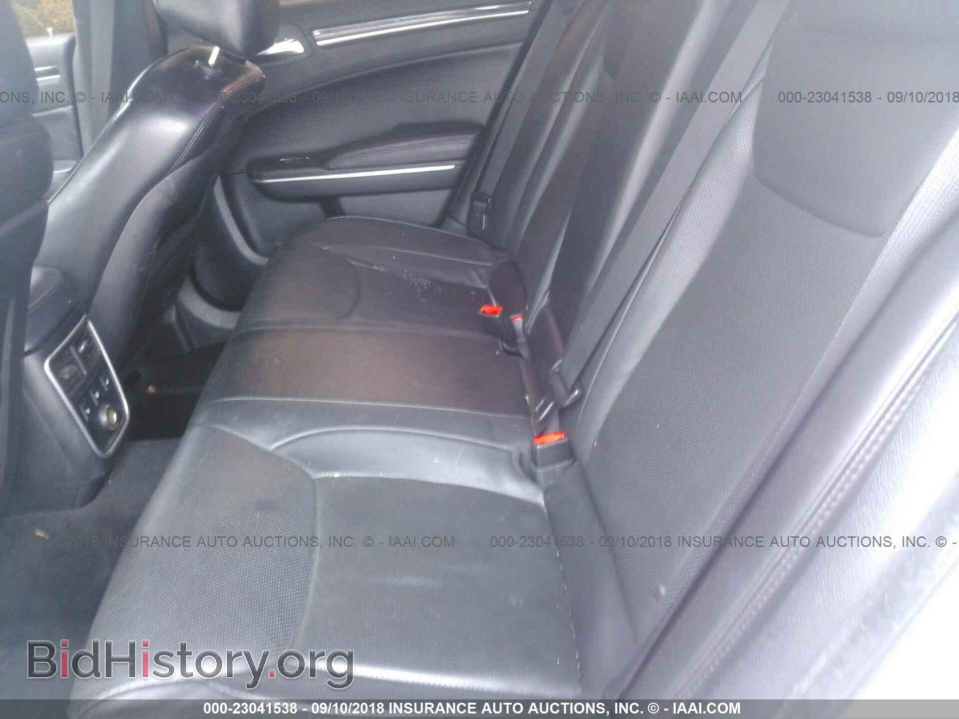 2012 Chrysler 300c - VIN: 2C3CCAET1CH308764 - Фото 8