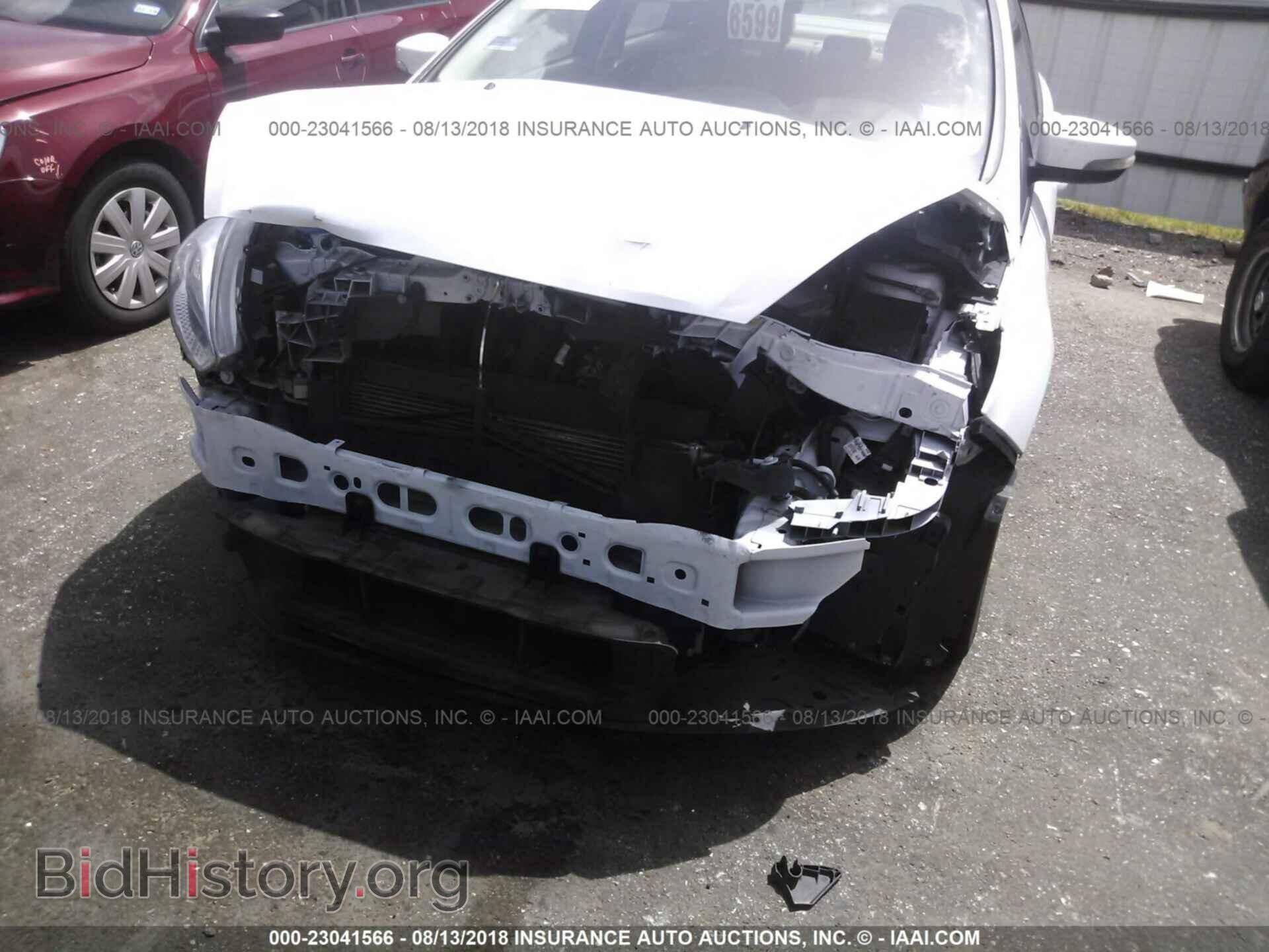 2016 Ford Focus - VIN: 1FADP3F29GL271919 - Photo 6