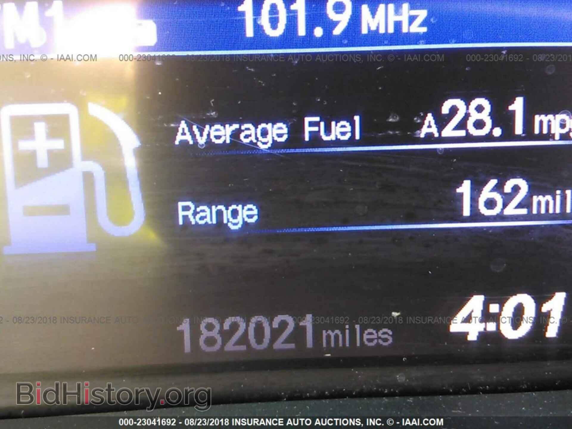 2012 Honda Civic - VIN: 2HGFB2F56CH305457 - Photo 7
