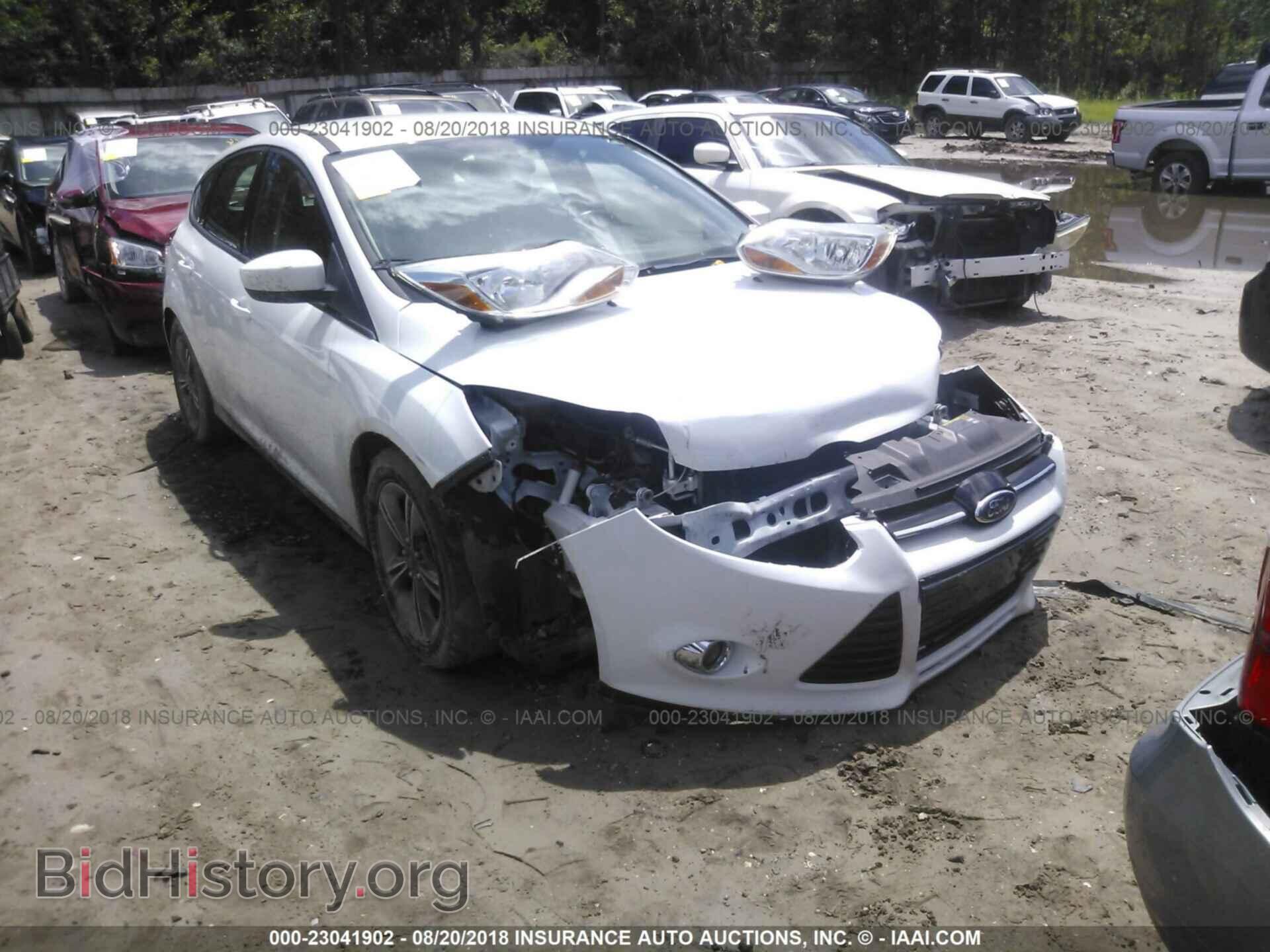 Photo 1FAHP3K22CL390493 - Ford Focus 2012