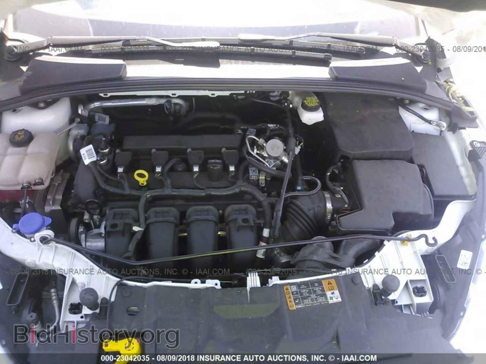2018 Ford Focus - VIN: 1FADP3E22JL204765 - Фото 10