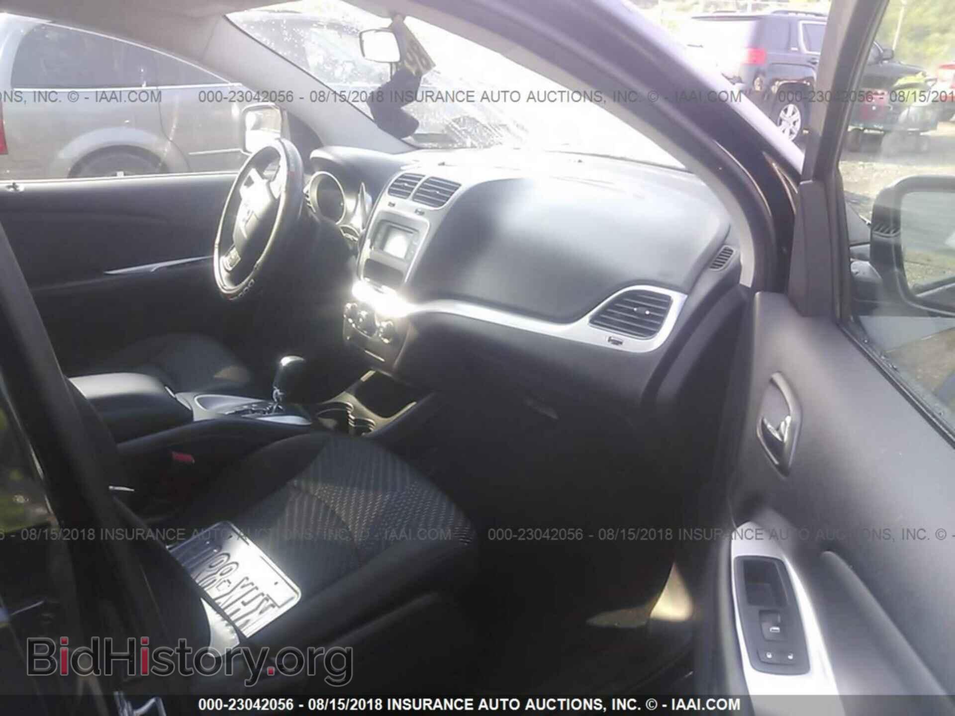2017 Dodge Journey - VIN: 3C4PDCAB3HT581688 - Фото 5