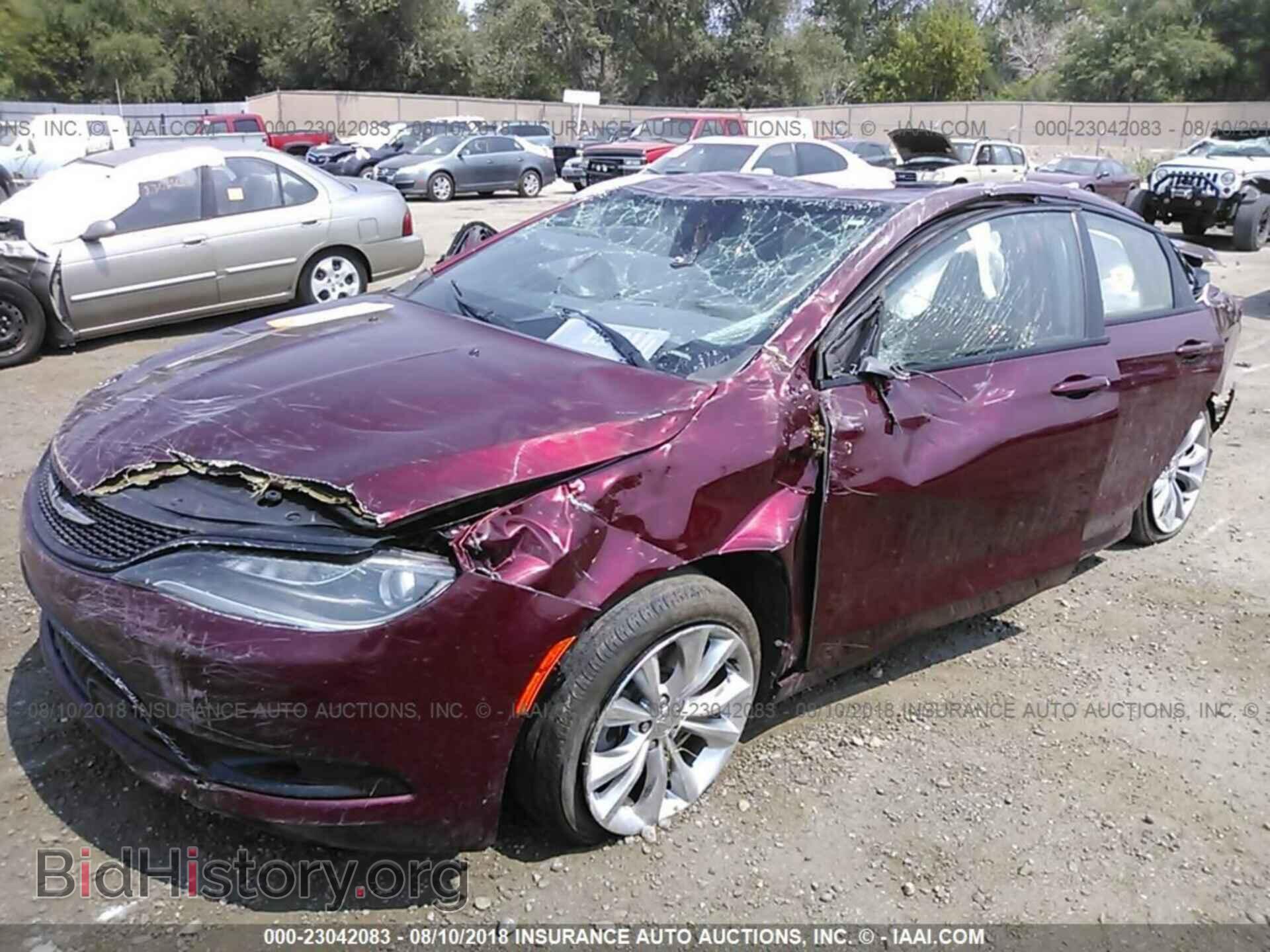 2015 Chrysler 200 - VIN: 1C3CCCDG8FN543593 - Photo 2