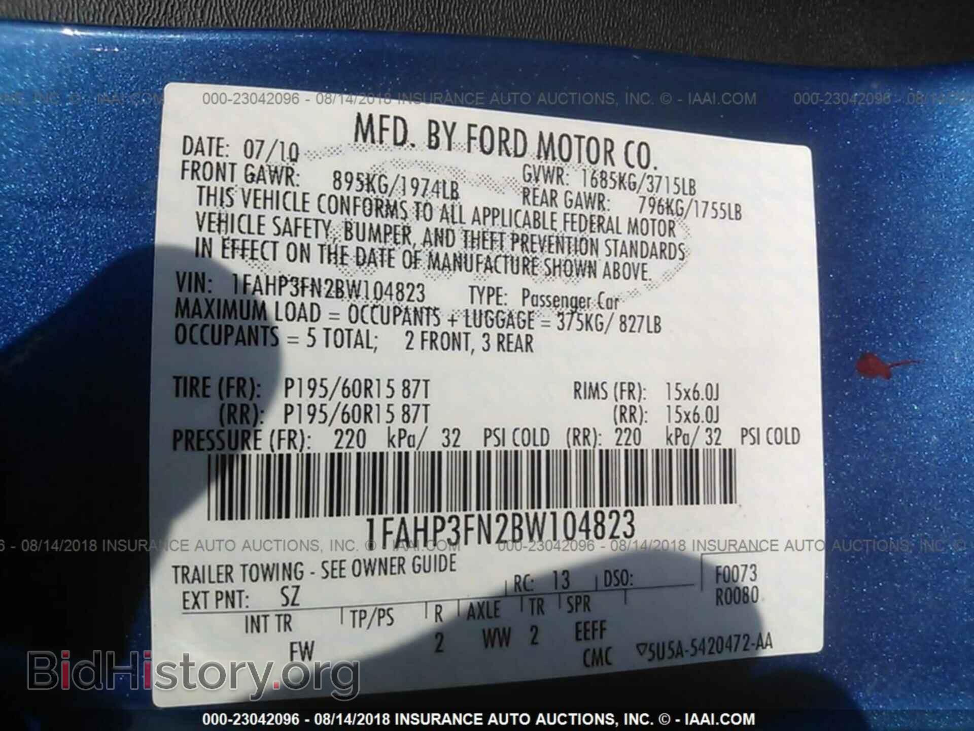 2011 Ford Focus - VIN: 1FAHP3FN2BW104823 - Photo 9