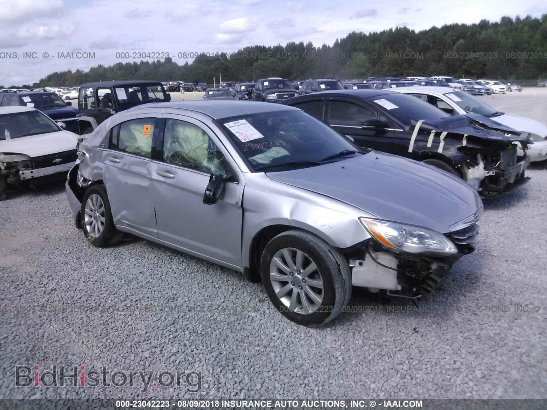 Фотография 1C3CCBBB0CN130158 - Chrysler 200 2012