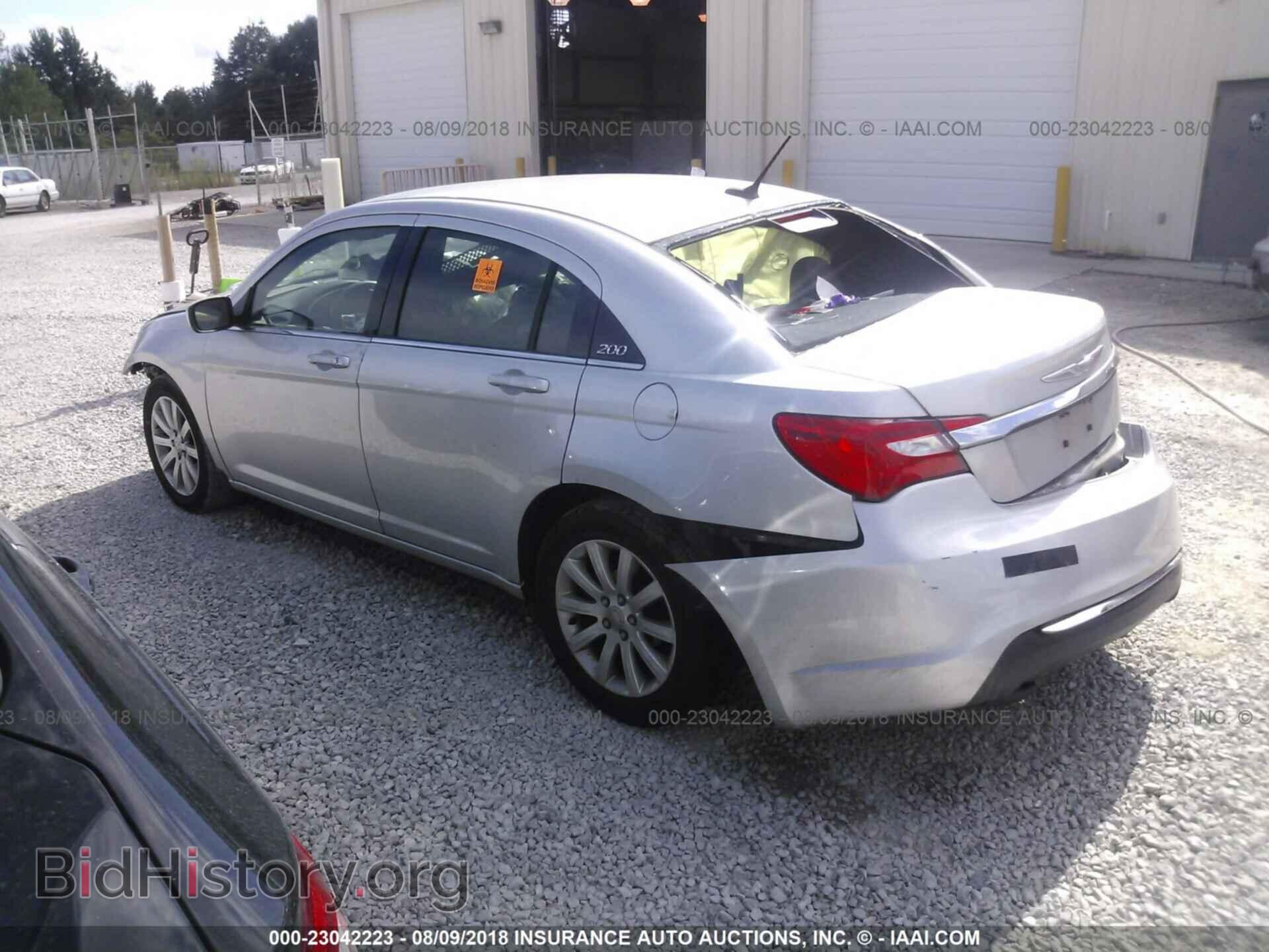 2012 Chrysler 200 - VIN: 1C3CCBBB0CN130158 - Фото 3