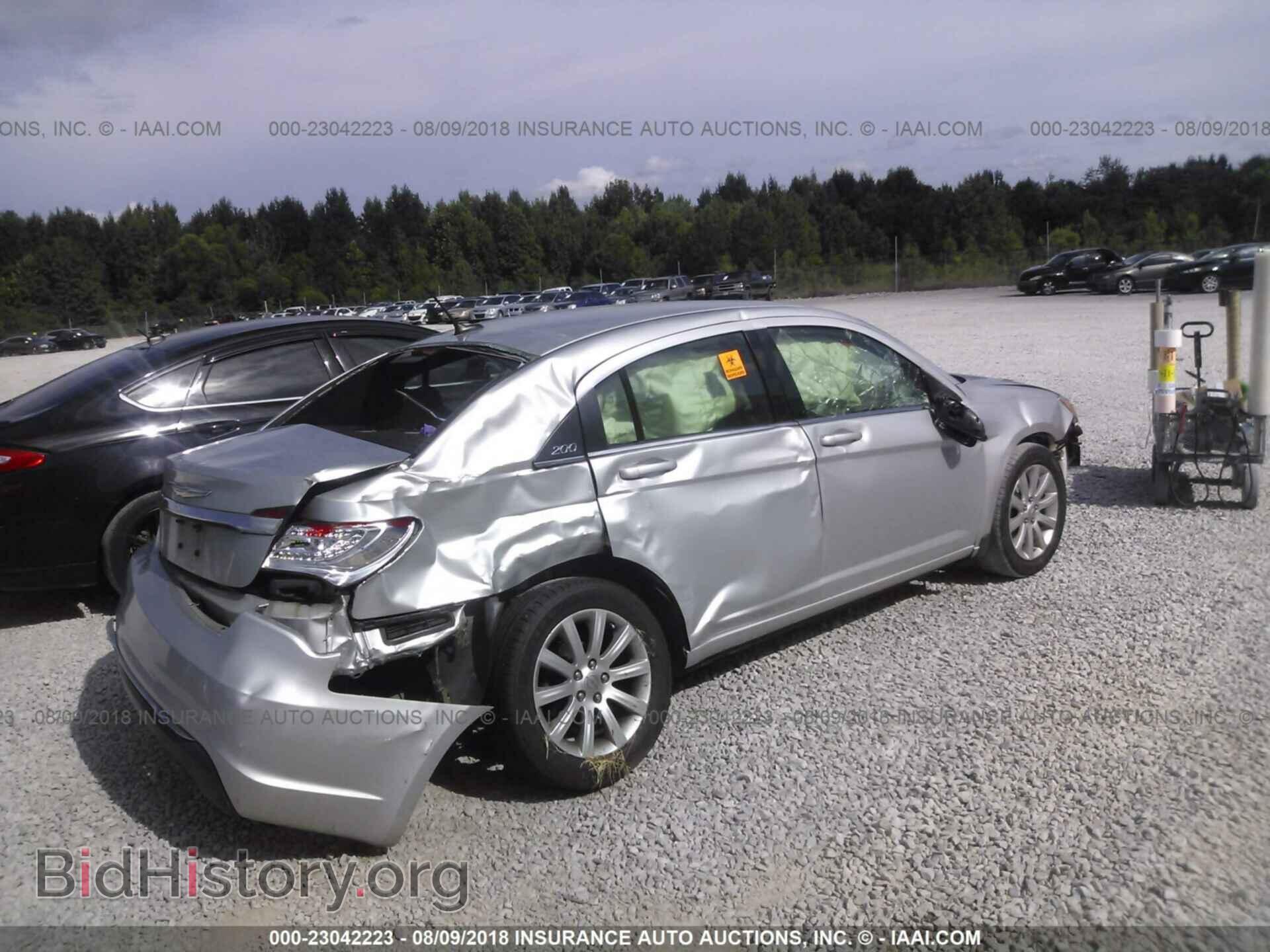 2012 Chrysler 200 - VIN: 1C3CCBBB0CN130158 - Фото 4