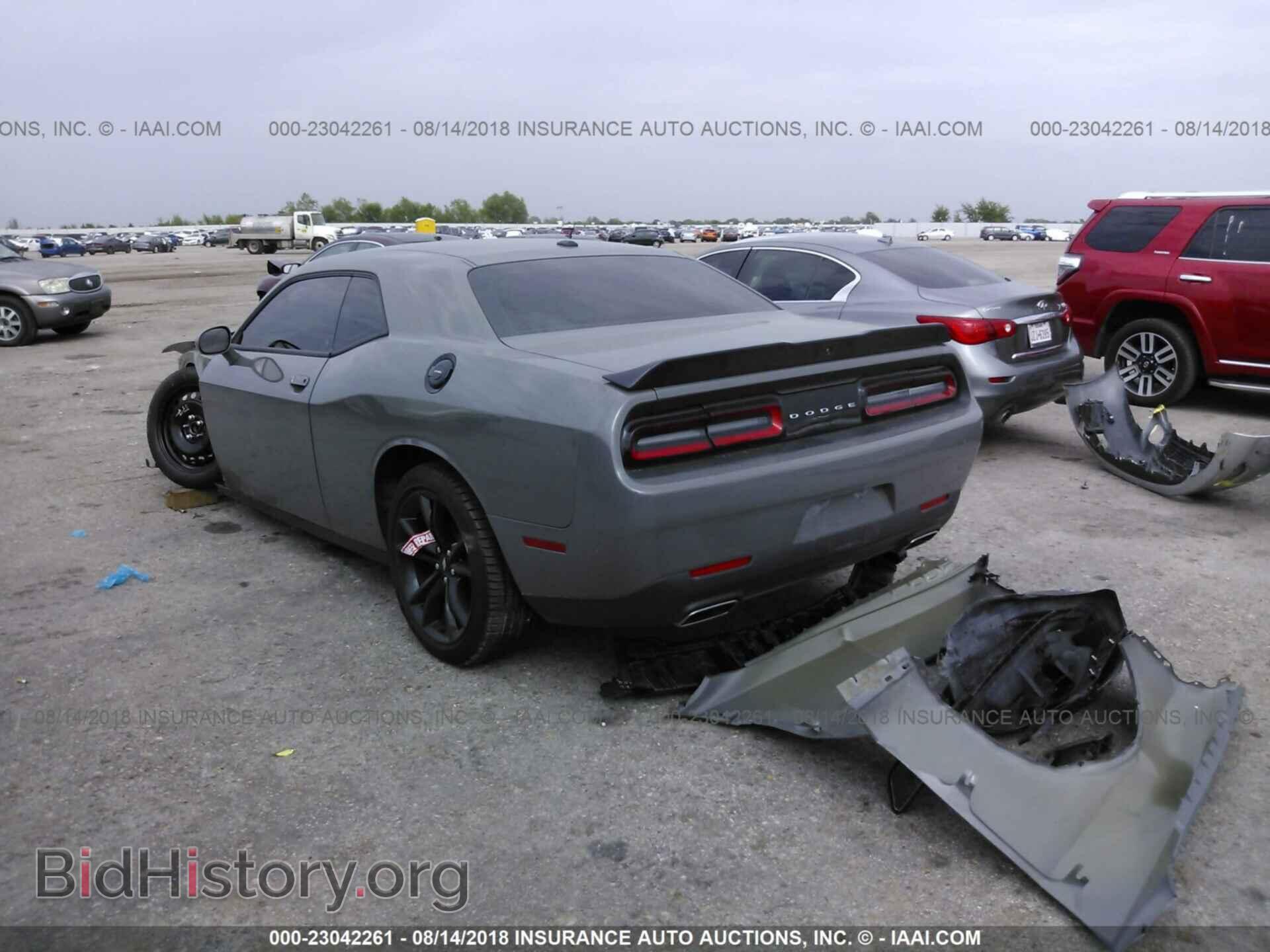 2018 Dodge Challenger - VIN: 2C3CDZAG0JH132856 - Photo 3