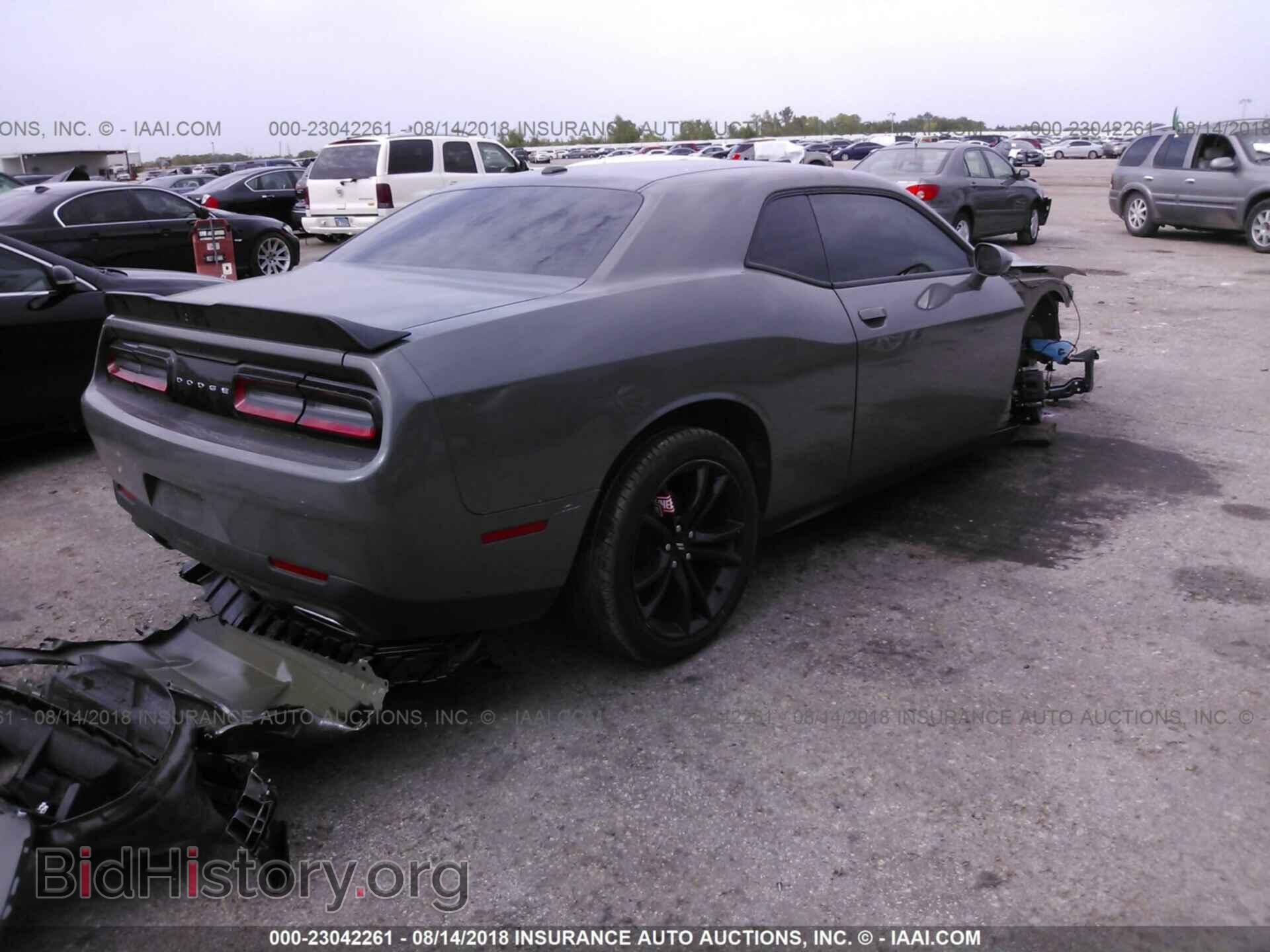 2018 Dodge Challenger - VIN: 2C3CDZAG0JH132856 - Photo 4