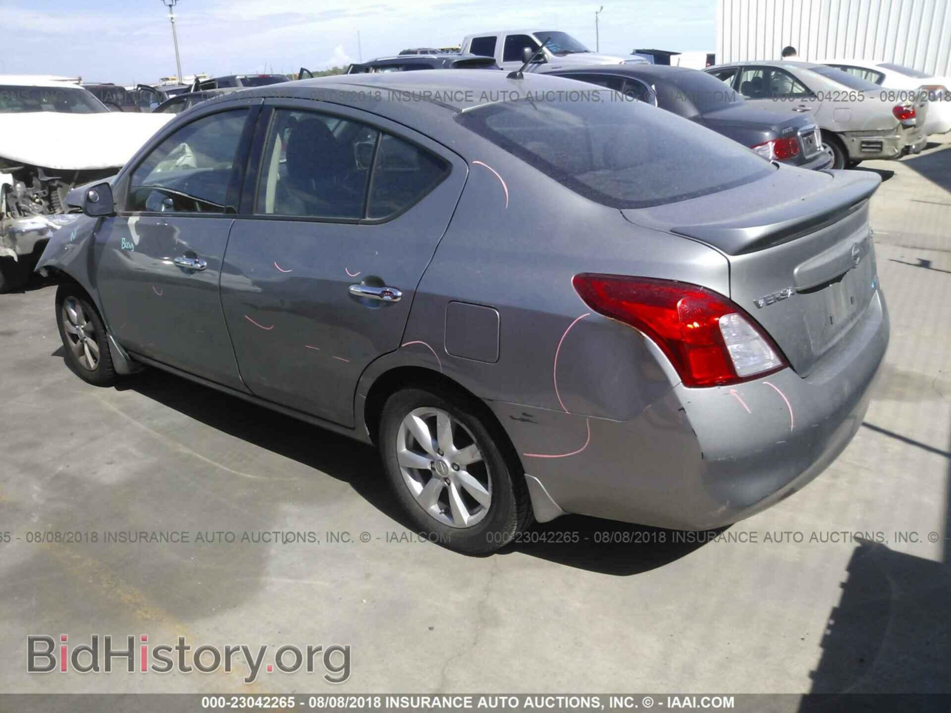 2014 Nissan Versa - VIN: 3N1CN7AP3EL807421 - Photo 3