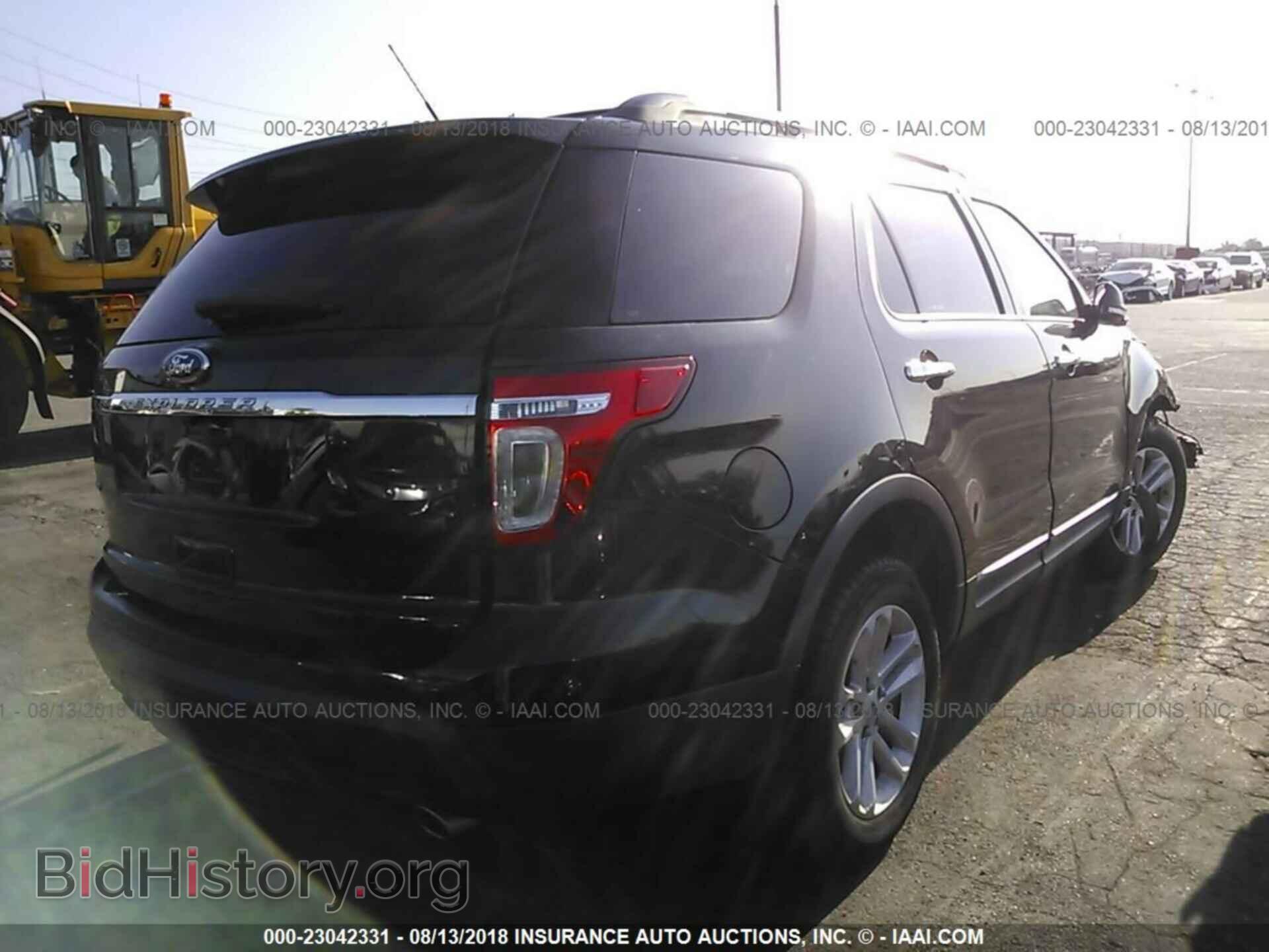 2013 Ford Explorer - VIN: 1FM5K7D8XDGB53857 - Photo 4