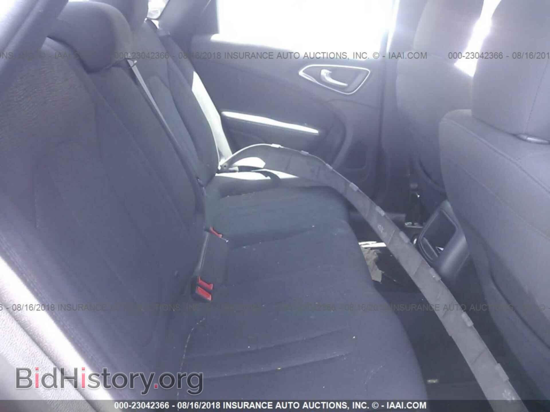2015 Chrysler 200 - VIN: 1C3CCCAB8FN694510 - Photo 8