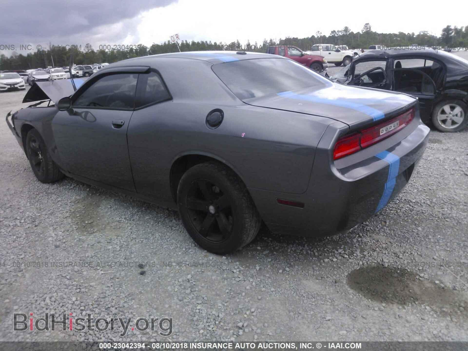 2012 Dodge Challenger - VIN: 2C3CDYAG4CH101588 - Photo 3