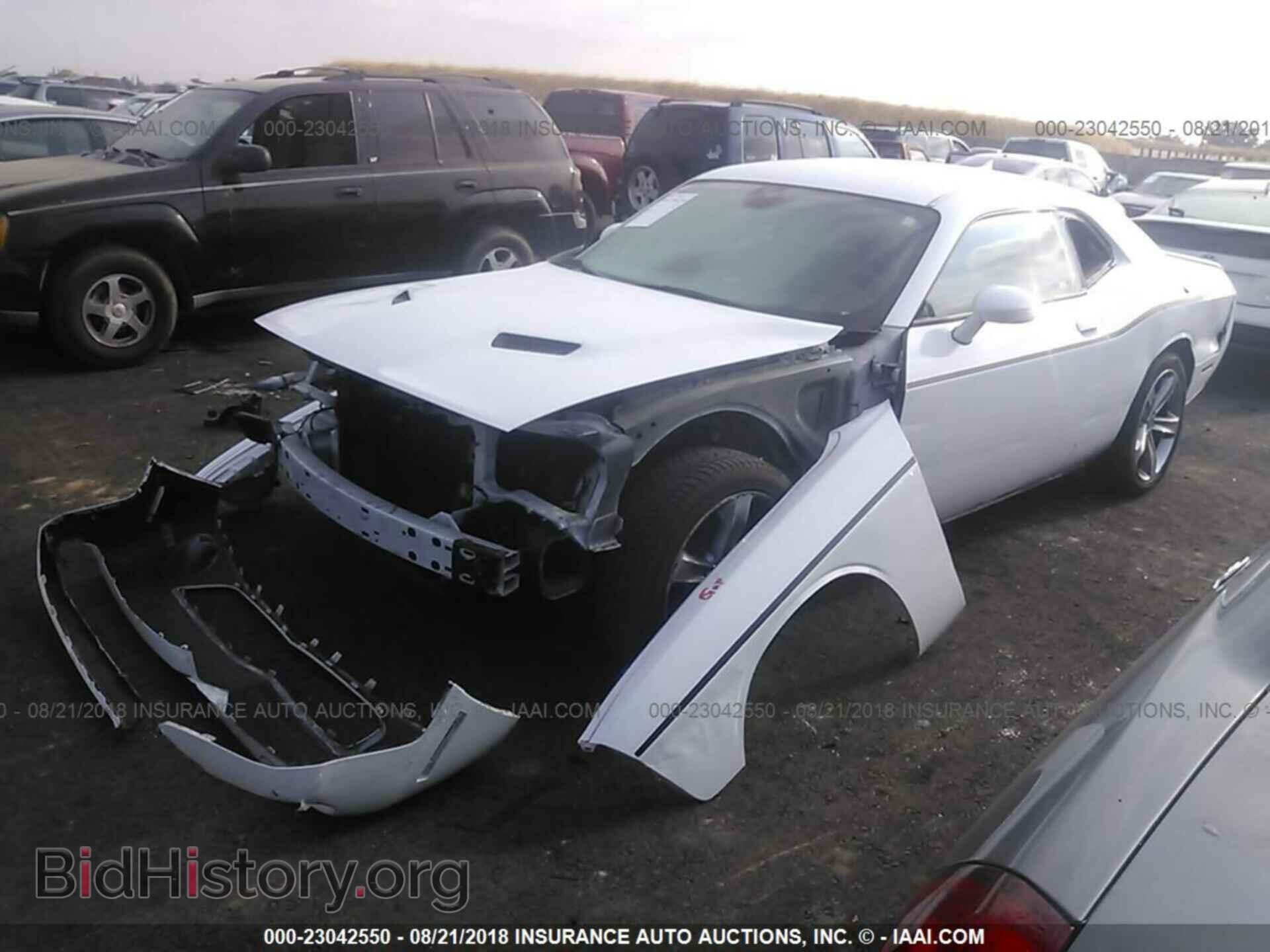 2015 Dodge Challenger - VIN: 2C3CDZAG8FH737182 - Photo 2