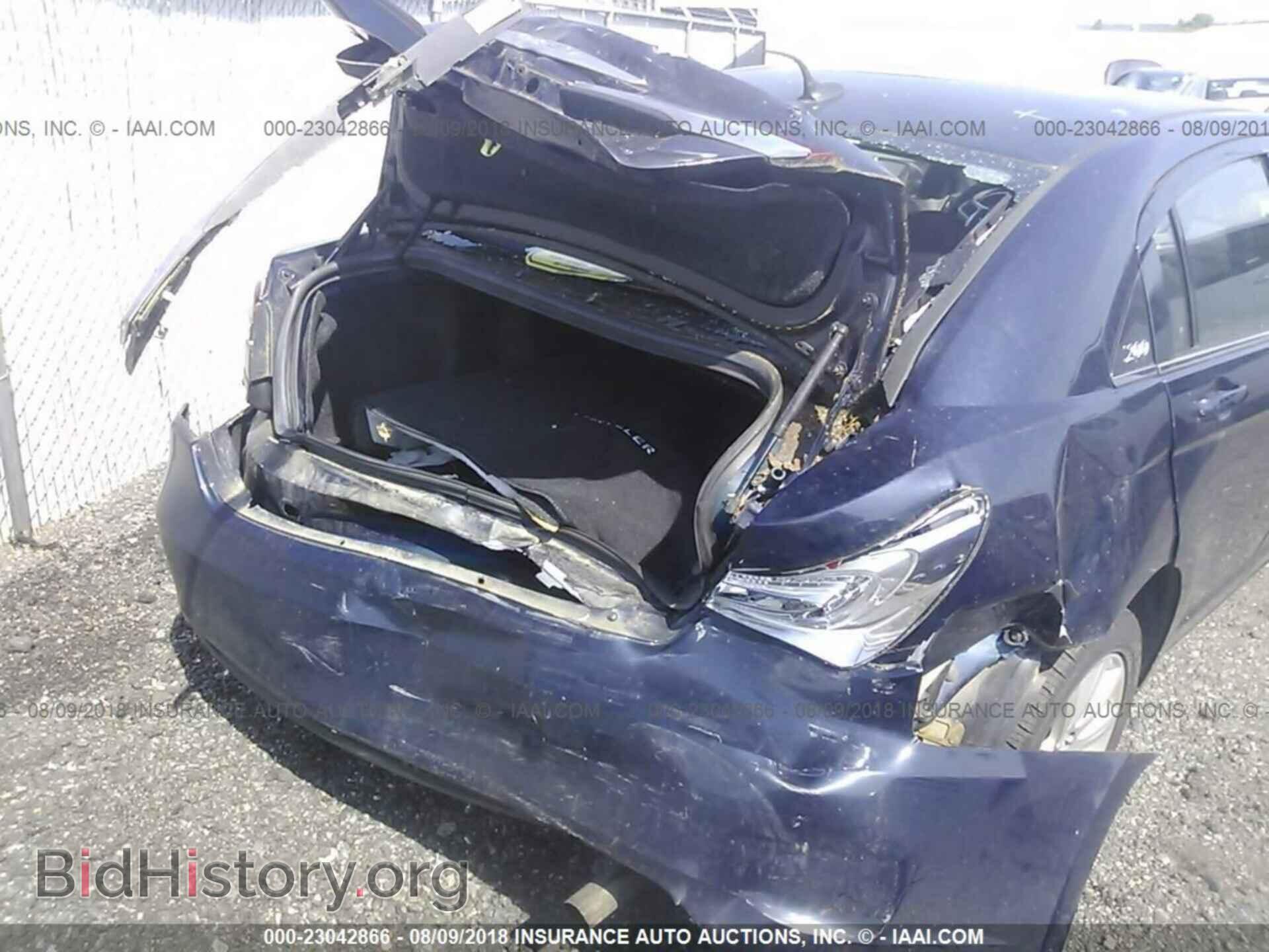 2013 Chrysler 200 - VIN: 1C3CCBBB4DN728559 - Фото 6