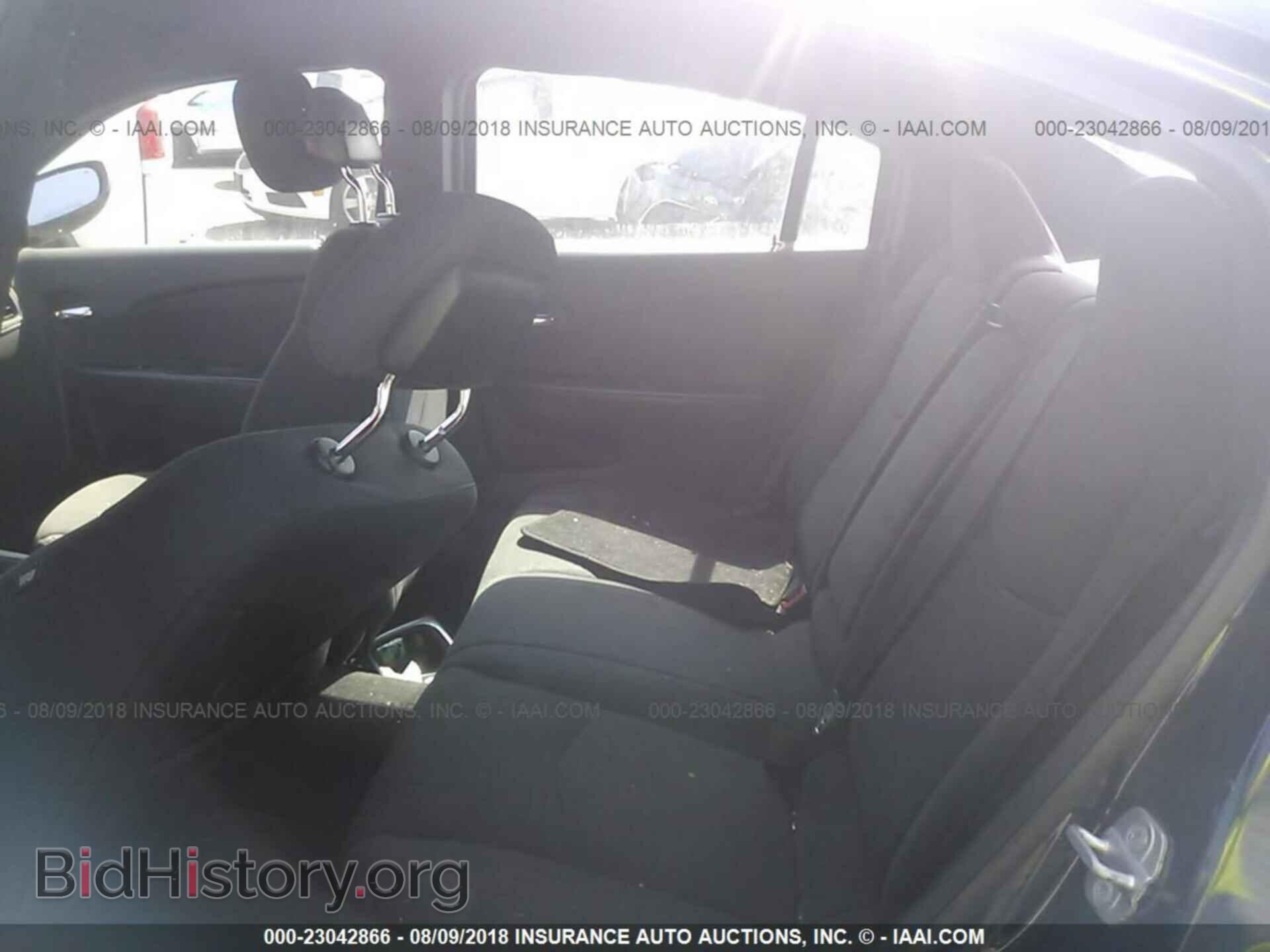 2013 Chrysler 200 - VIN: 1C3CCBBB4DN728559 - Фото 8