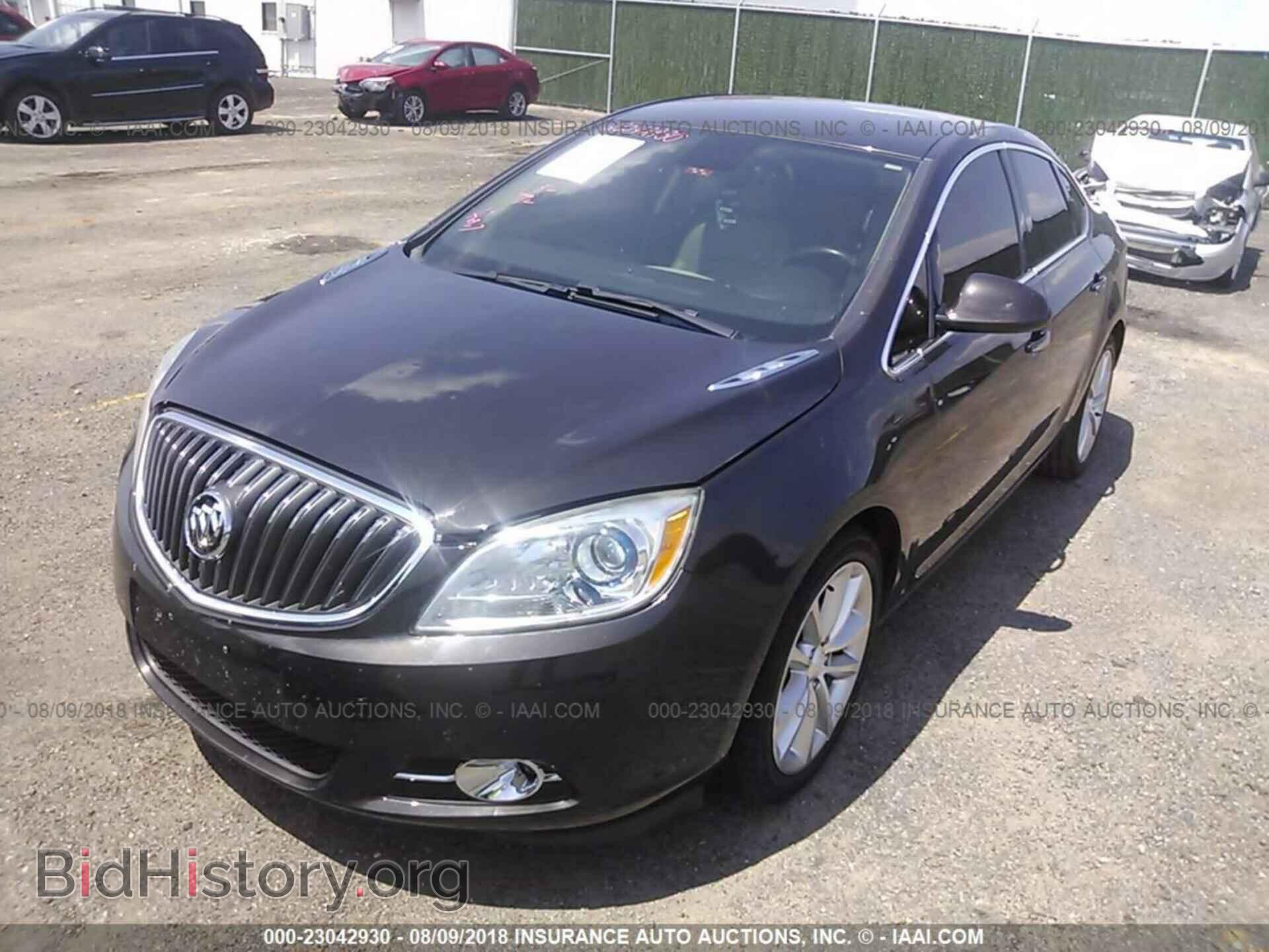 2013 Buick Verano - VIN: 1G4PP5SK4D4172077 - Фото 2