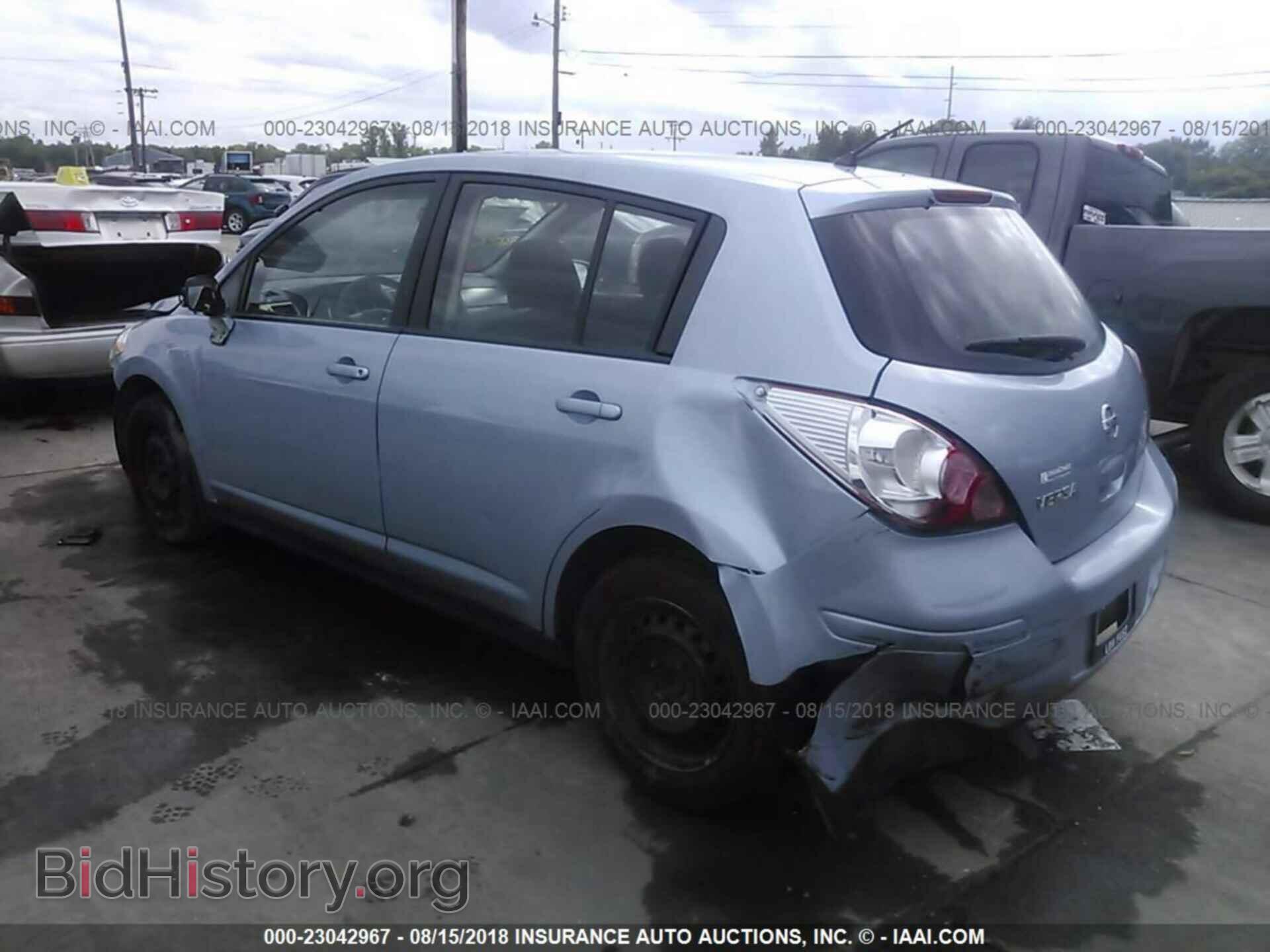 2011 Nissan Versa - VIN: 3N1BC1CP7BL423083 - Фото 3