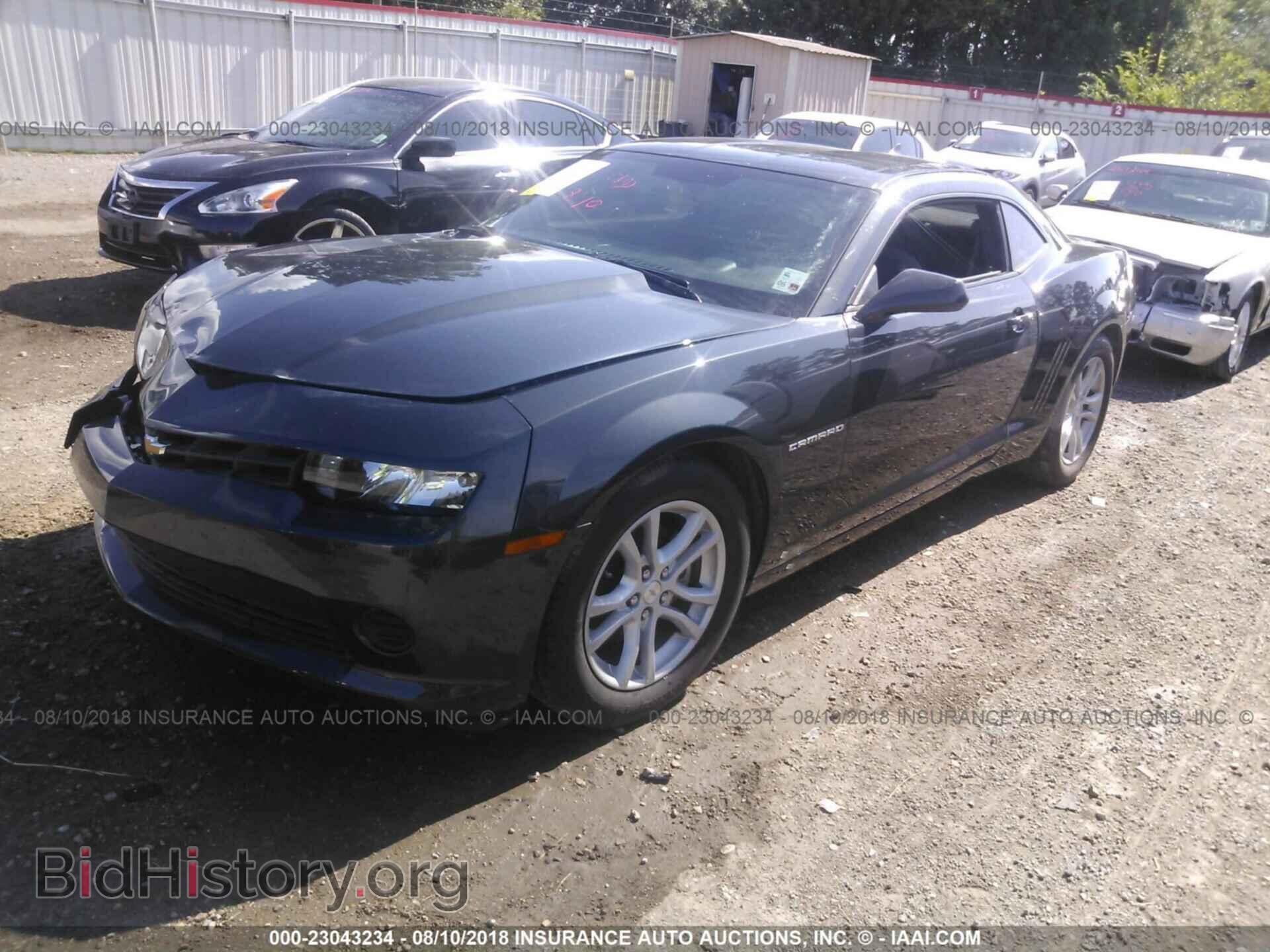 2015 Chevrolet Camaro - VIN: 2G1FB1E38F9255371 - Photo 2