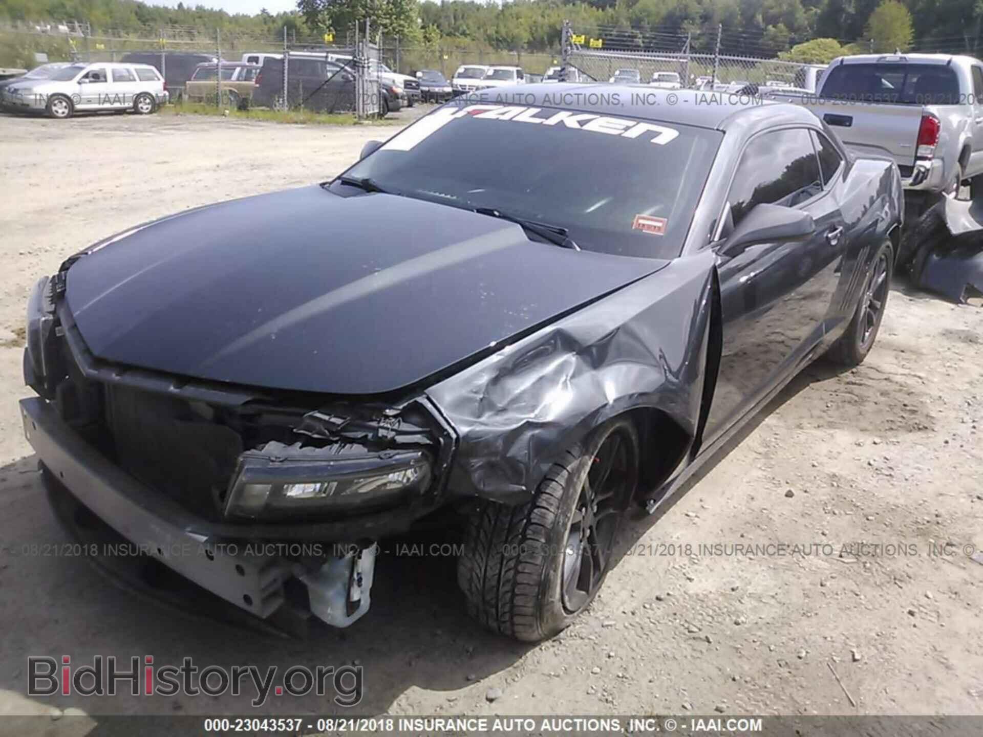 2014 Chevrolet Camaro - VIN: 2G1FB1E32E9293810 - Фото 2