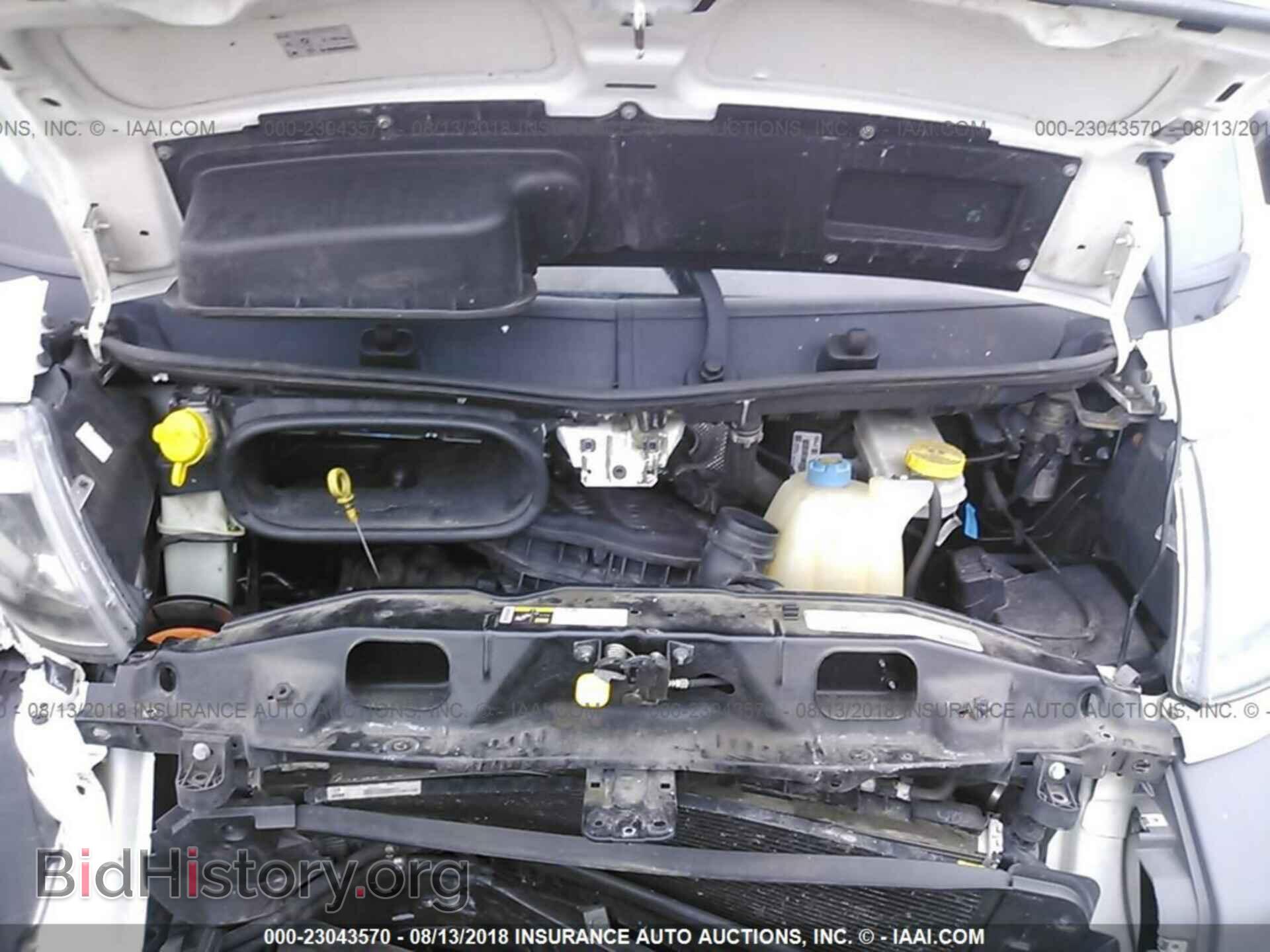 2015 Ram Promaster 2500 - VIN: 3C6TRVPG3FE520218 - Photo 10