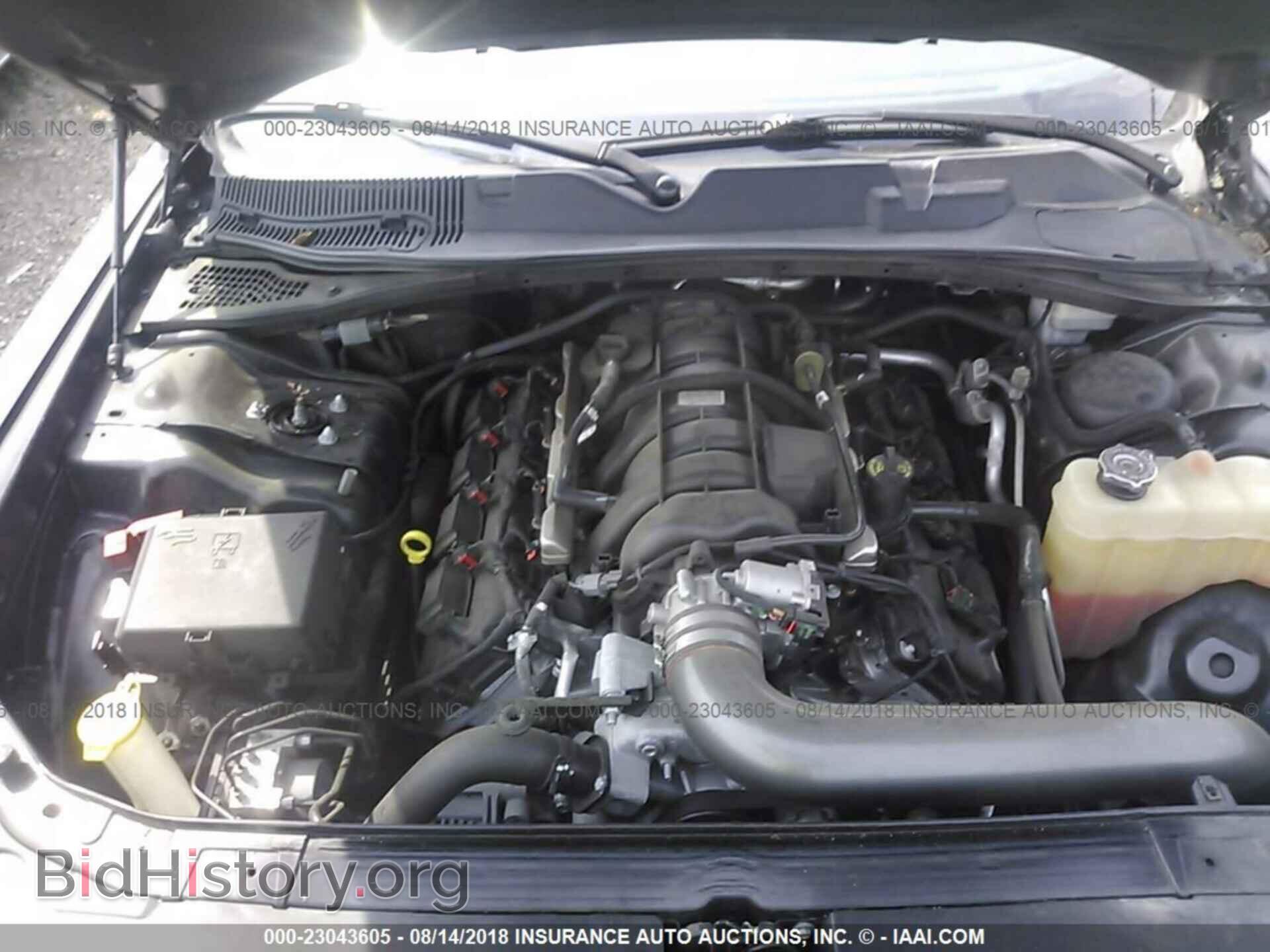 2015 Dodge Challenger - VIN: 2C3CDZAT5FH850519 - Photo 10