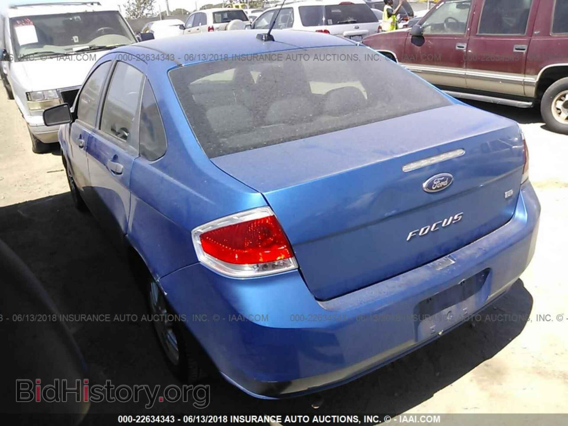2010 FORD FOCUS - VIN: 1FAHP3FN3AW110869 - Фото 3