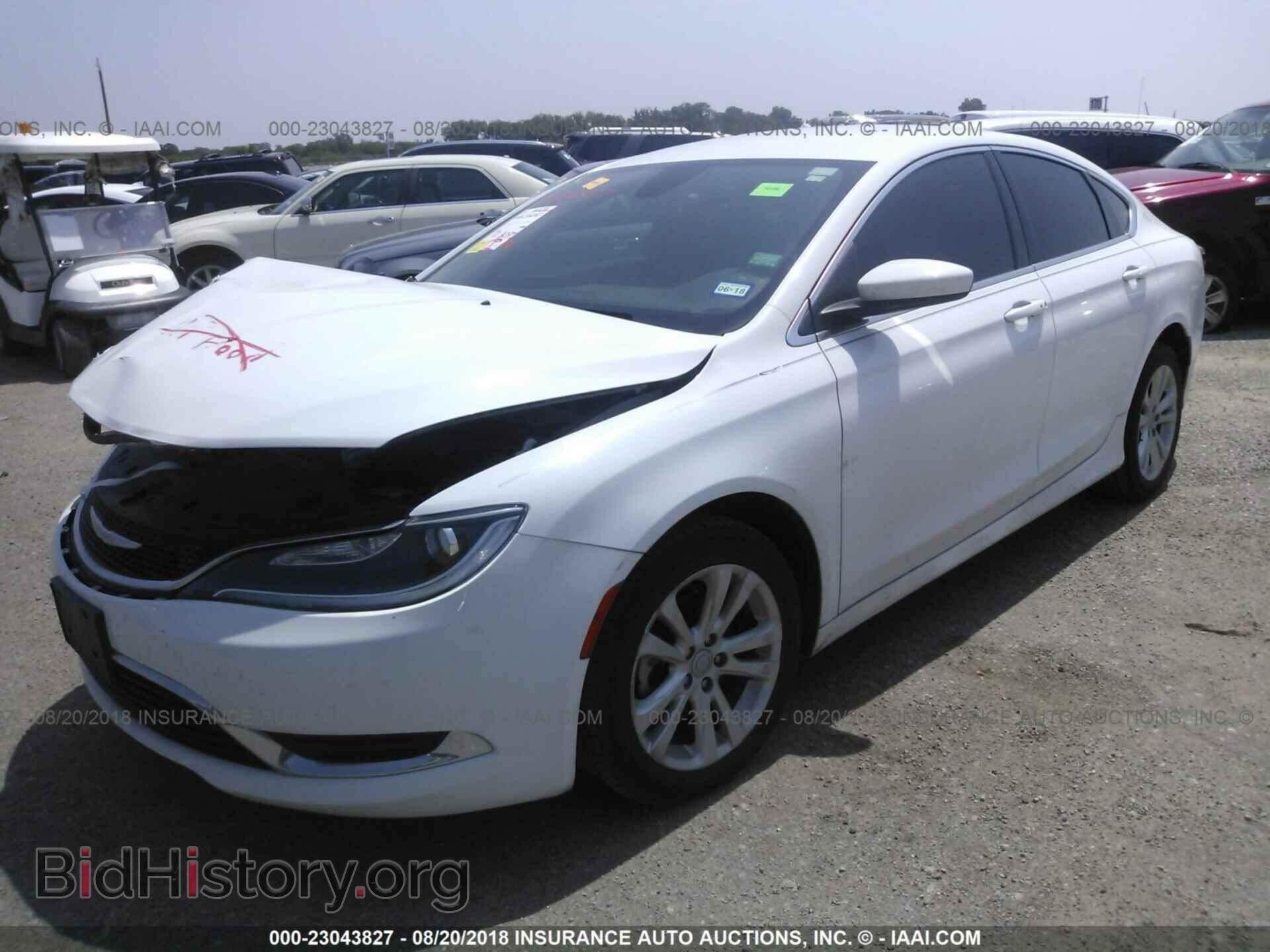 2015 Chrysler 200 - VIN: 1C3CCCAB5FN569853 - Фото 2