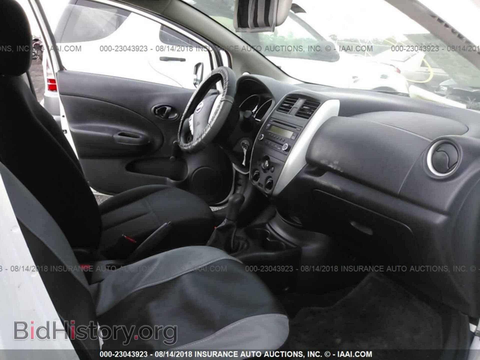 2015 Nissan Versa note - VIN: 3N1CE2CP6FL367941 - Фото 5