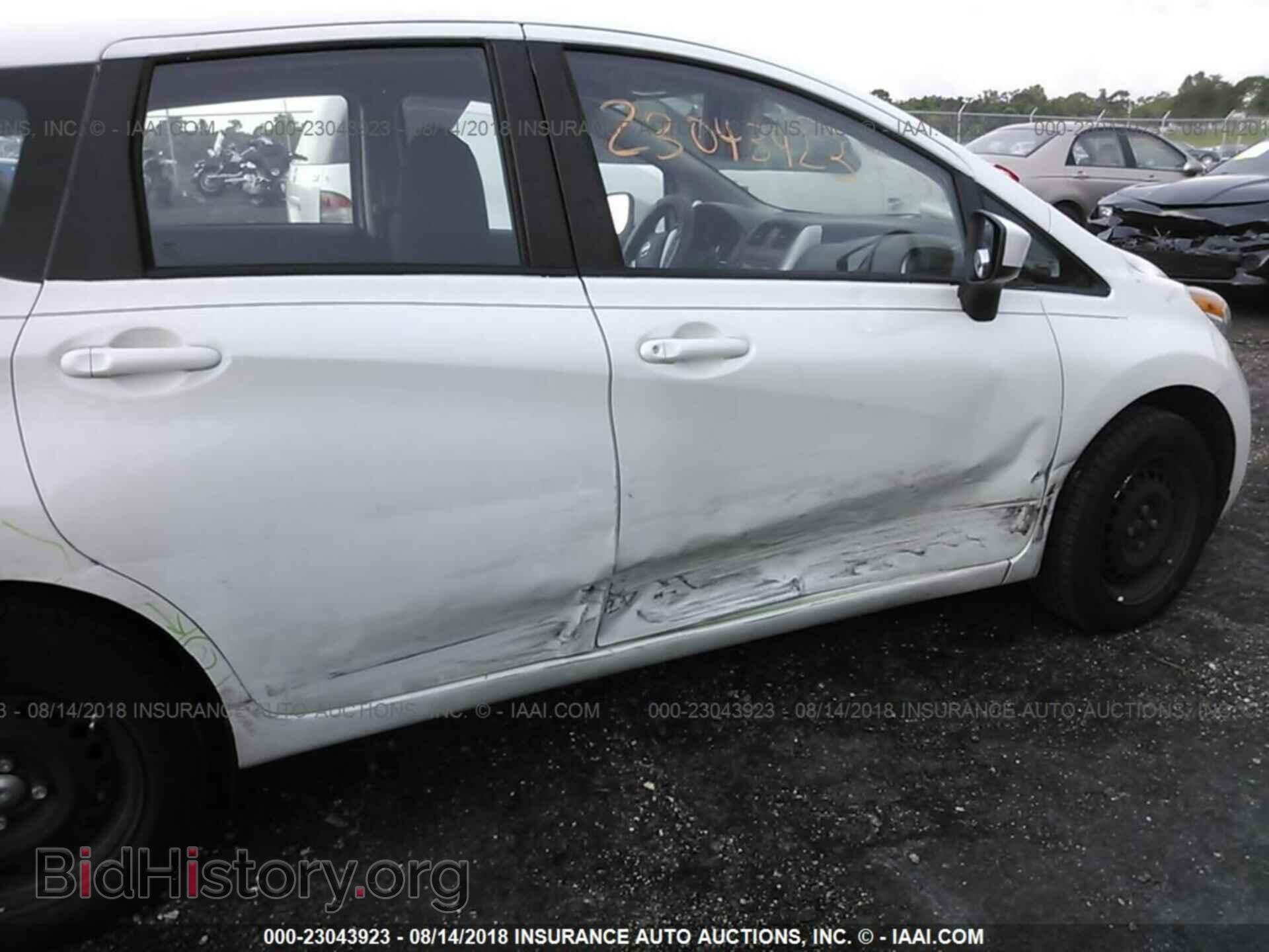 2015 Nissan Versa note - VIN: 3N1CE2CP6FL367941 - Фото 6