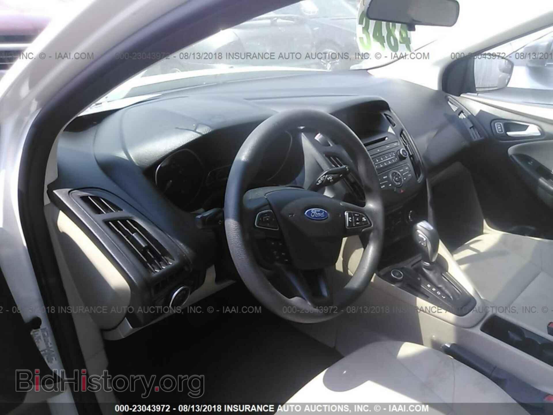 2015 Ford Focus - VIN: 1FADP3K23FL263397 - Photo 5