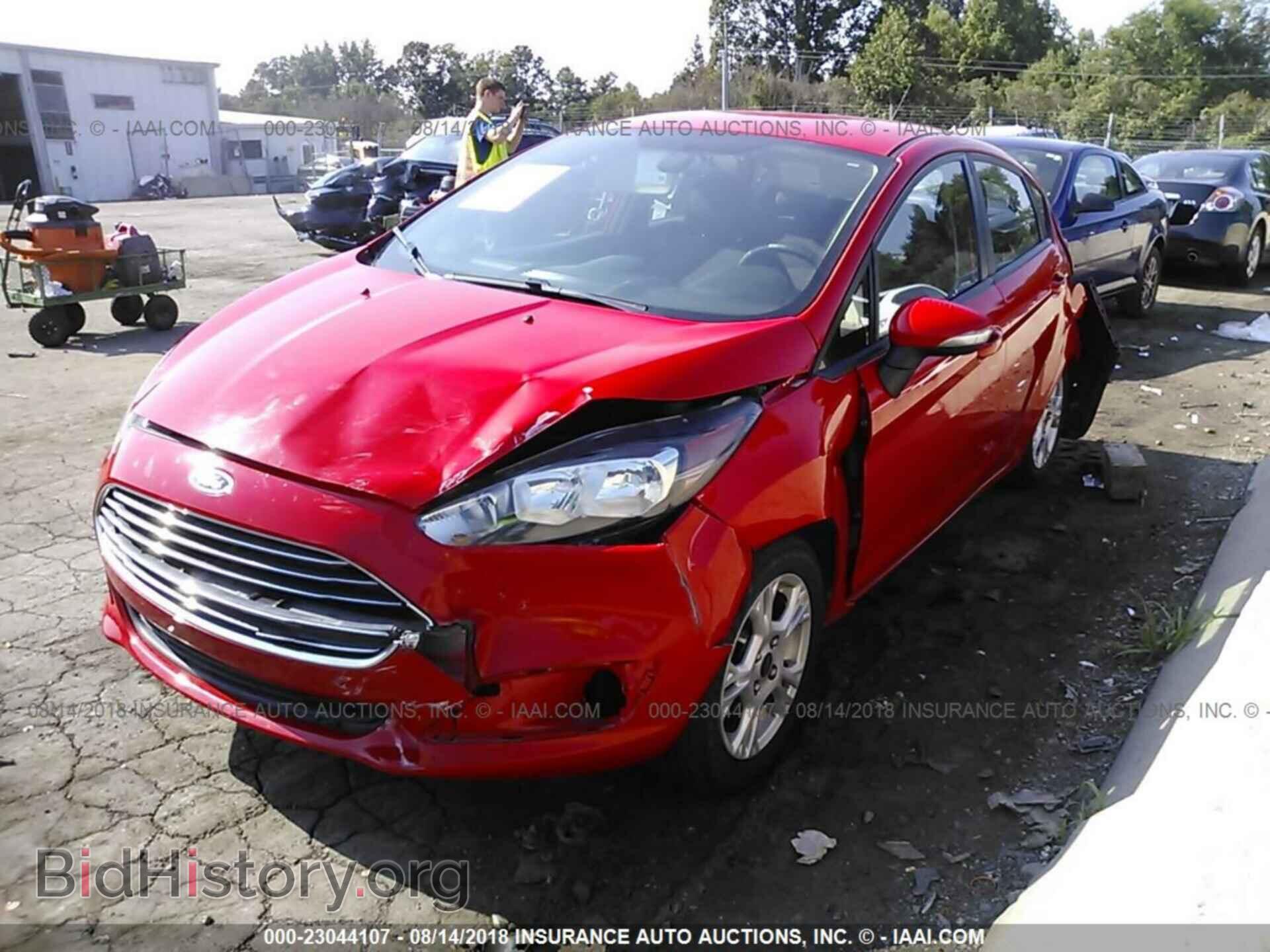 2014 Ford Fiesta - VIN: 3FADP4EJ7EM200650 - Photo 2