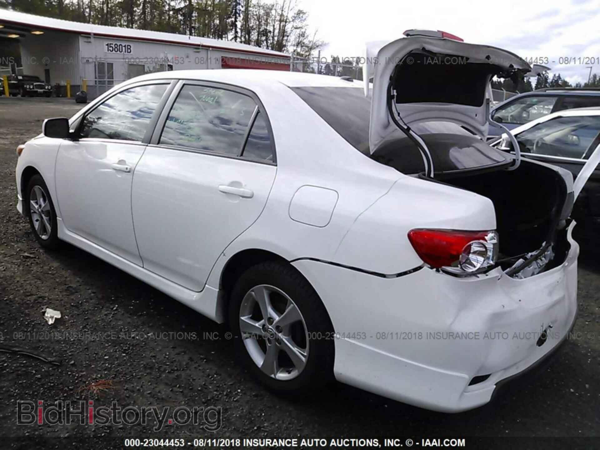 2012 Toyota Corolla - VIN: 2T1BU4EE2CC810457 - Photo 3
